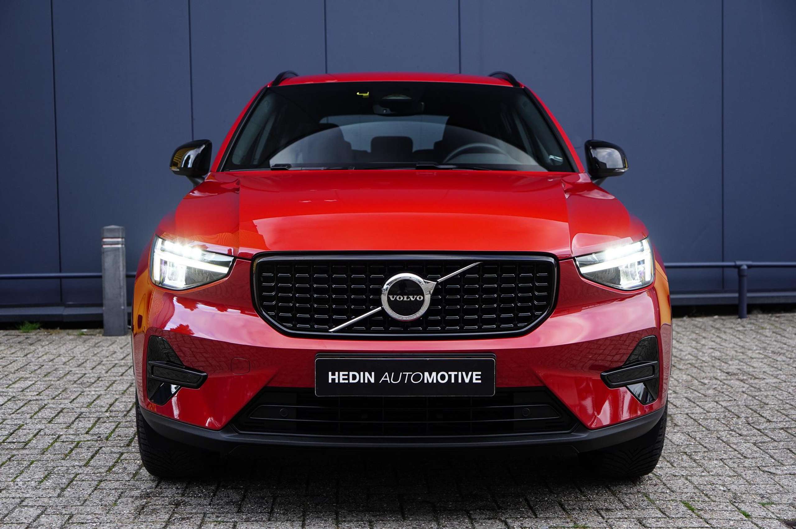 Volvo - XC40