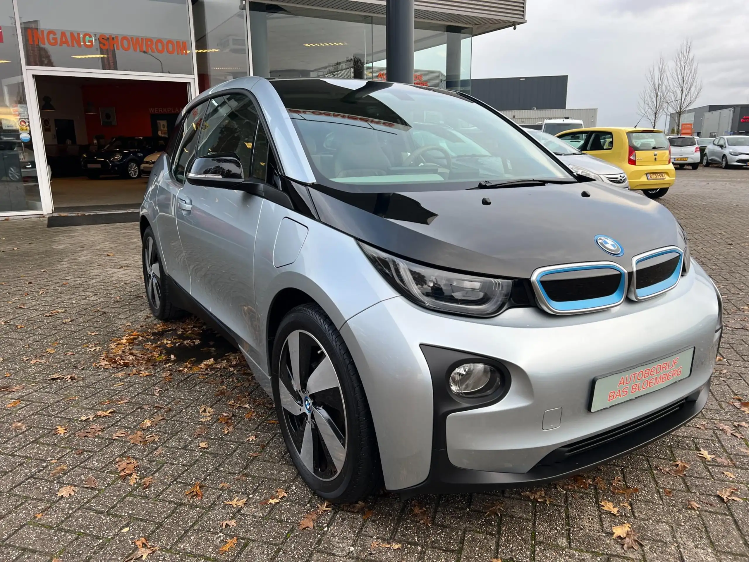 BMW - i3