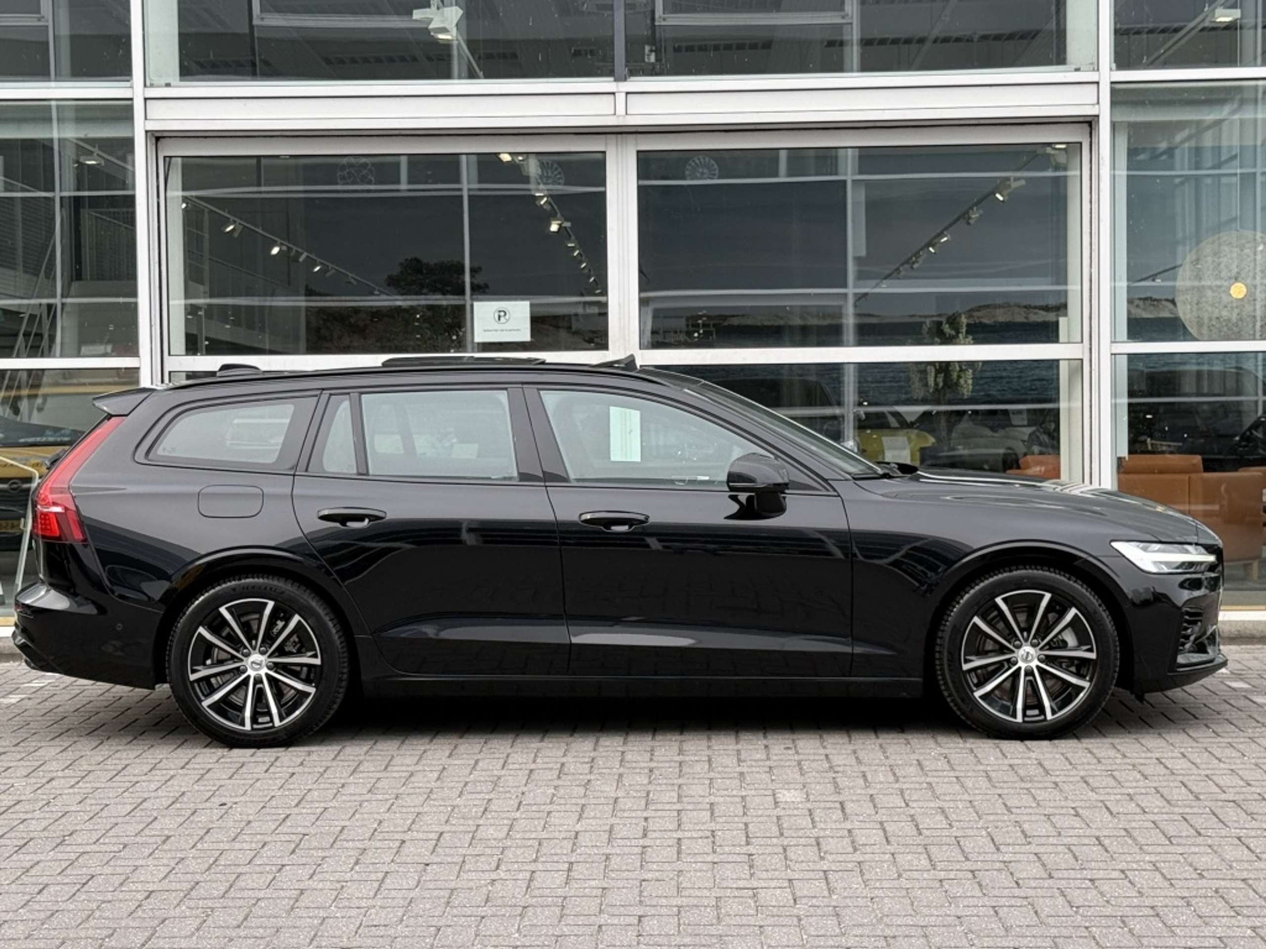 Volvo - V60