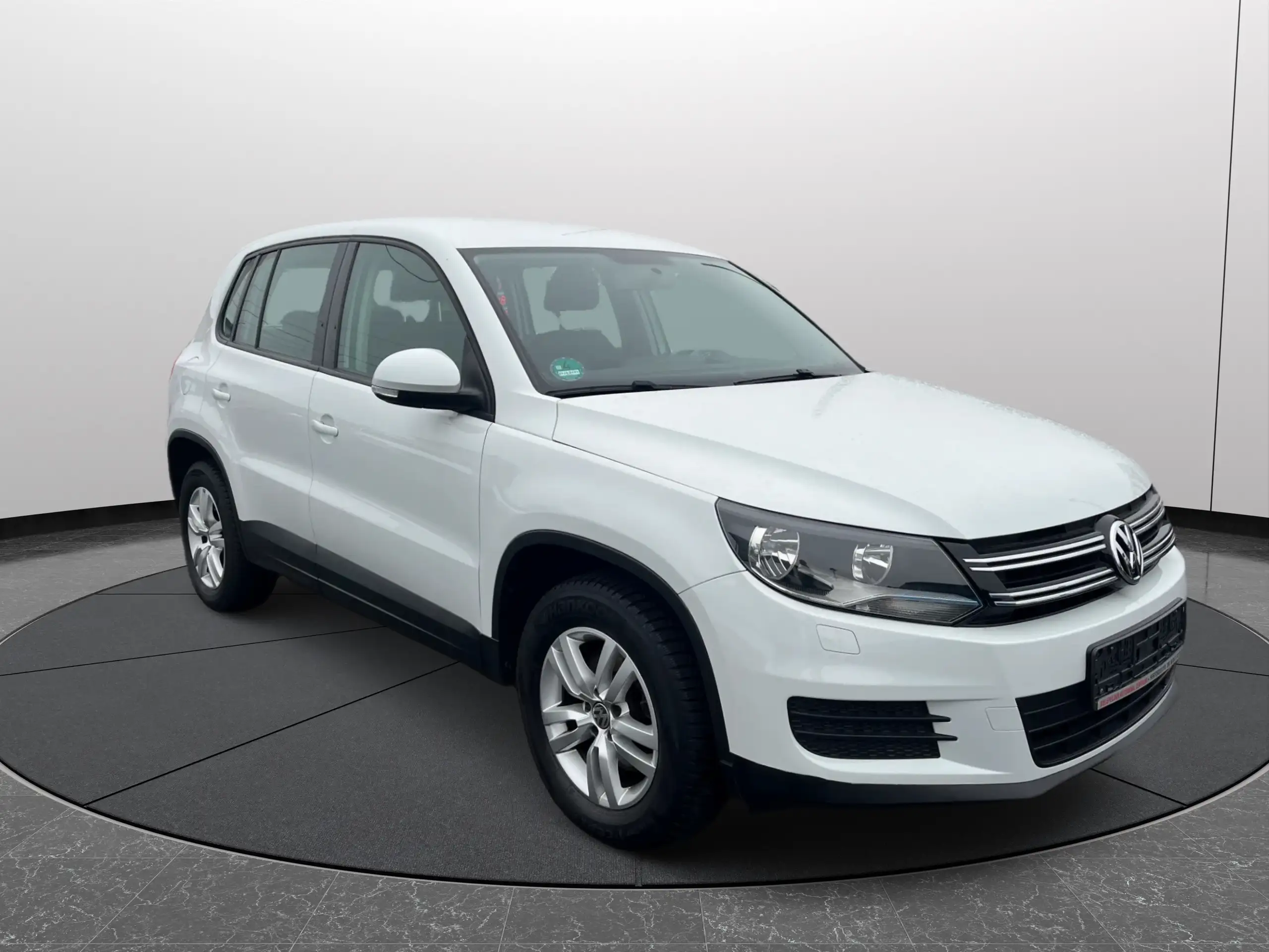 Volkswagen - Tiguan