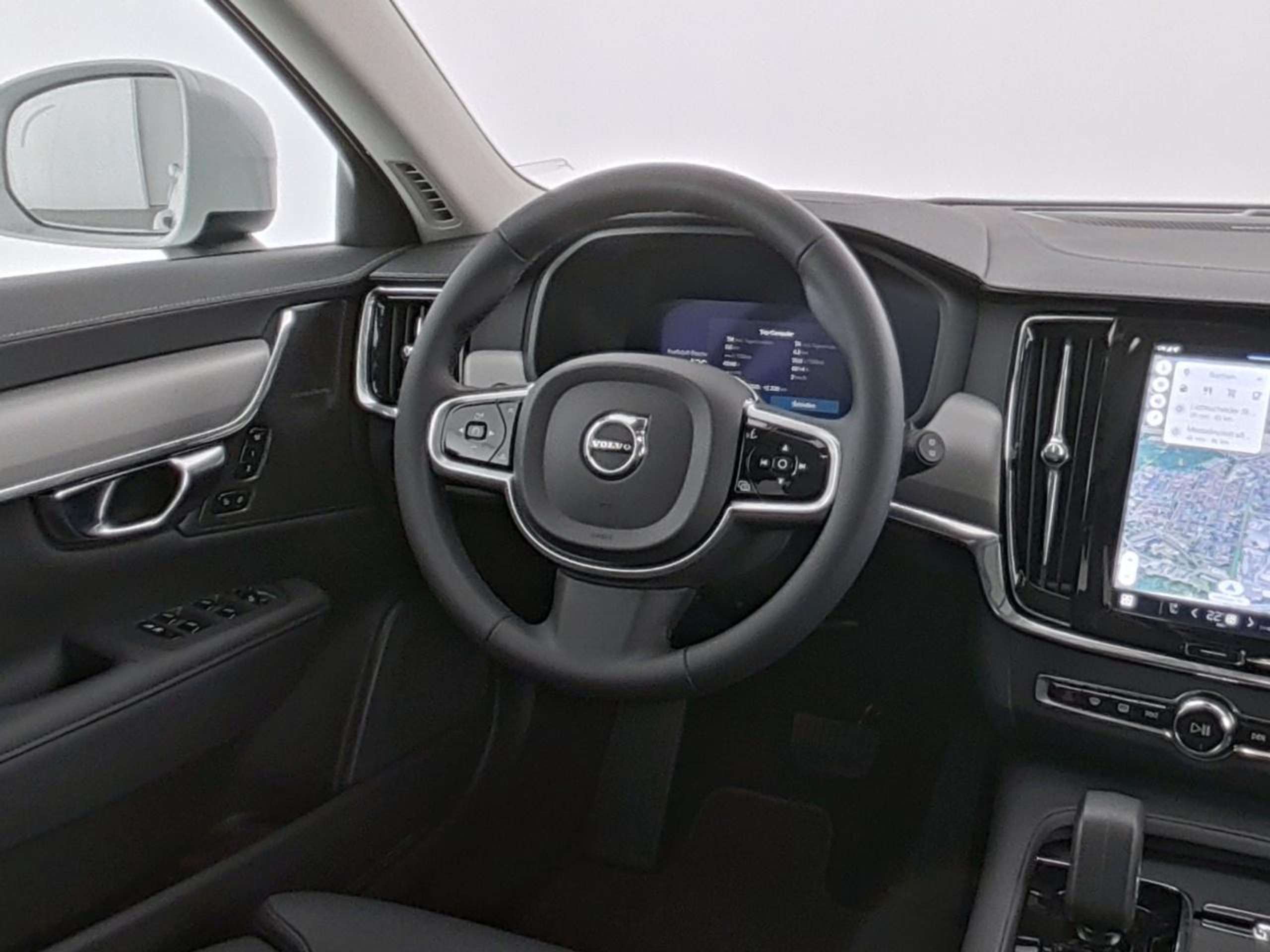 Volvo - V90 Cross Country