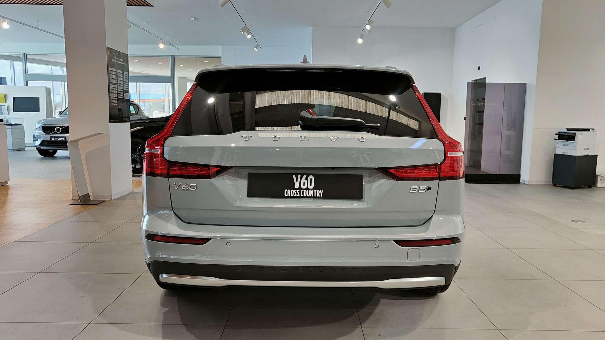 Volvo - V60 Cross Country