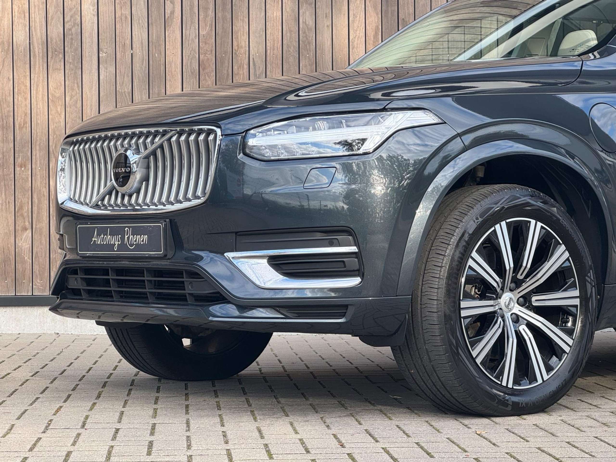 Volvo - XC90