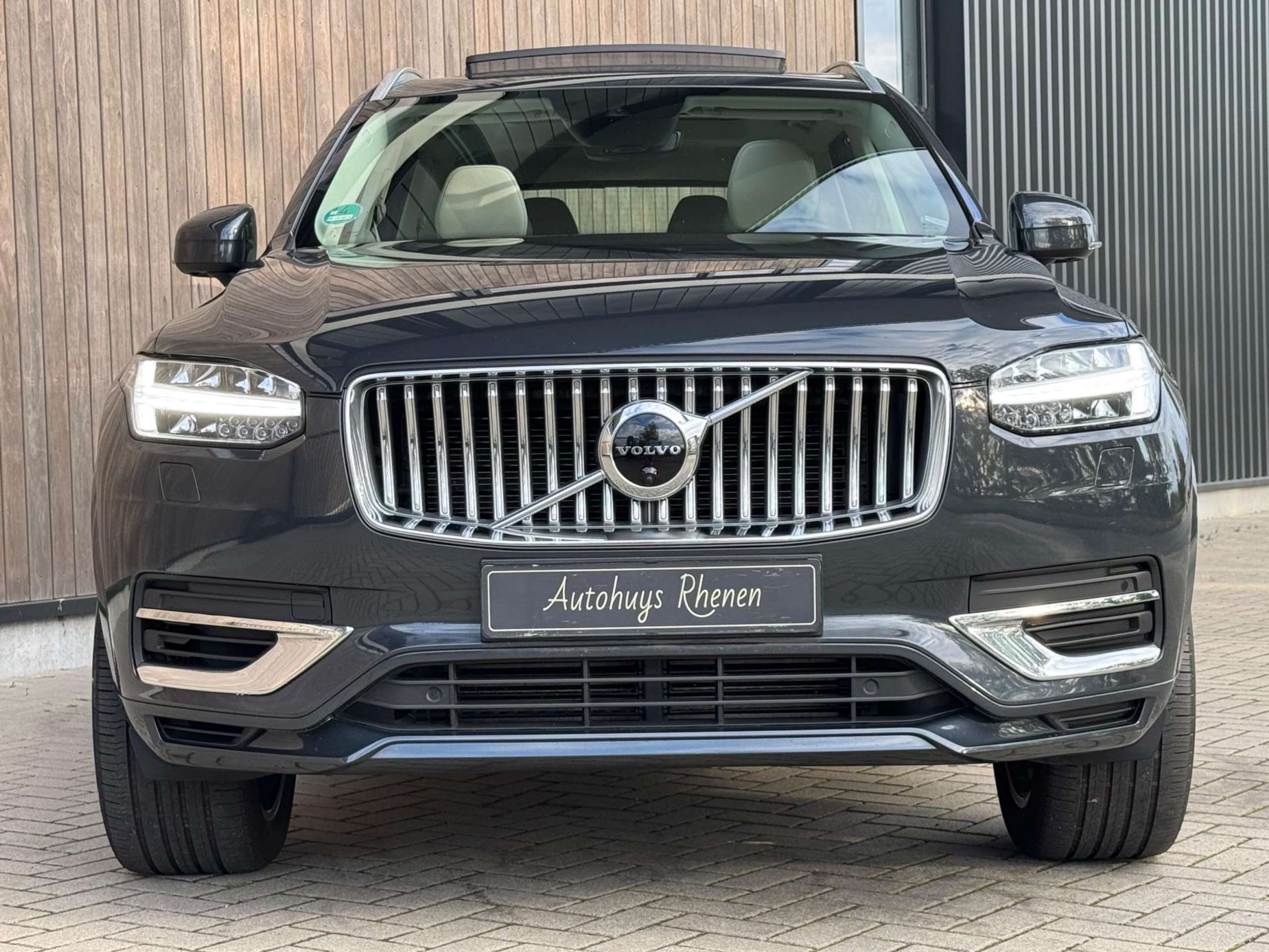 Volvo - XC90