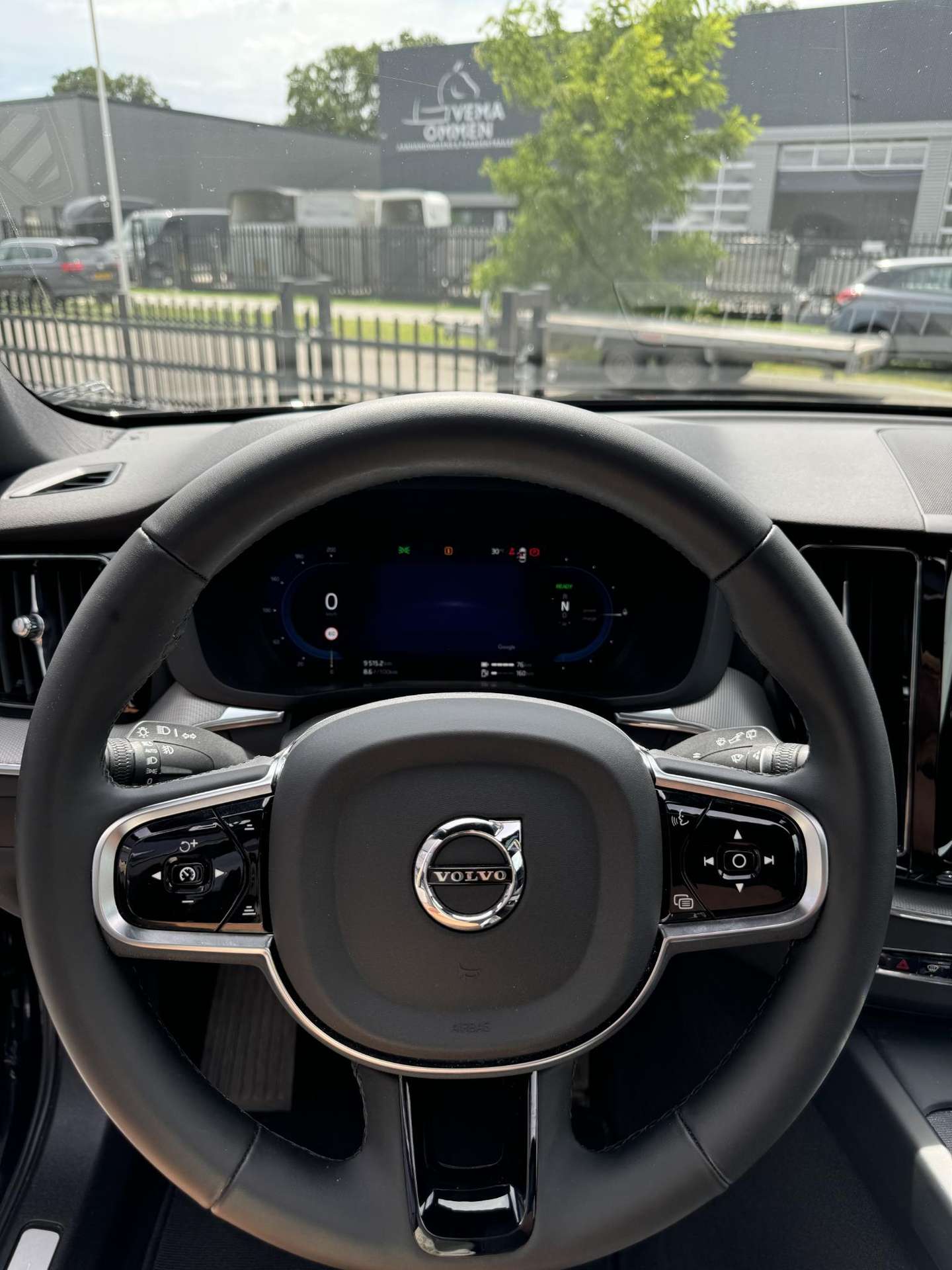 Volvo - XC60