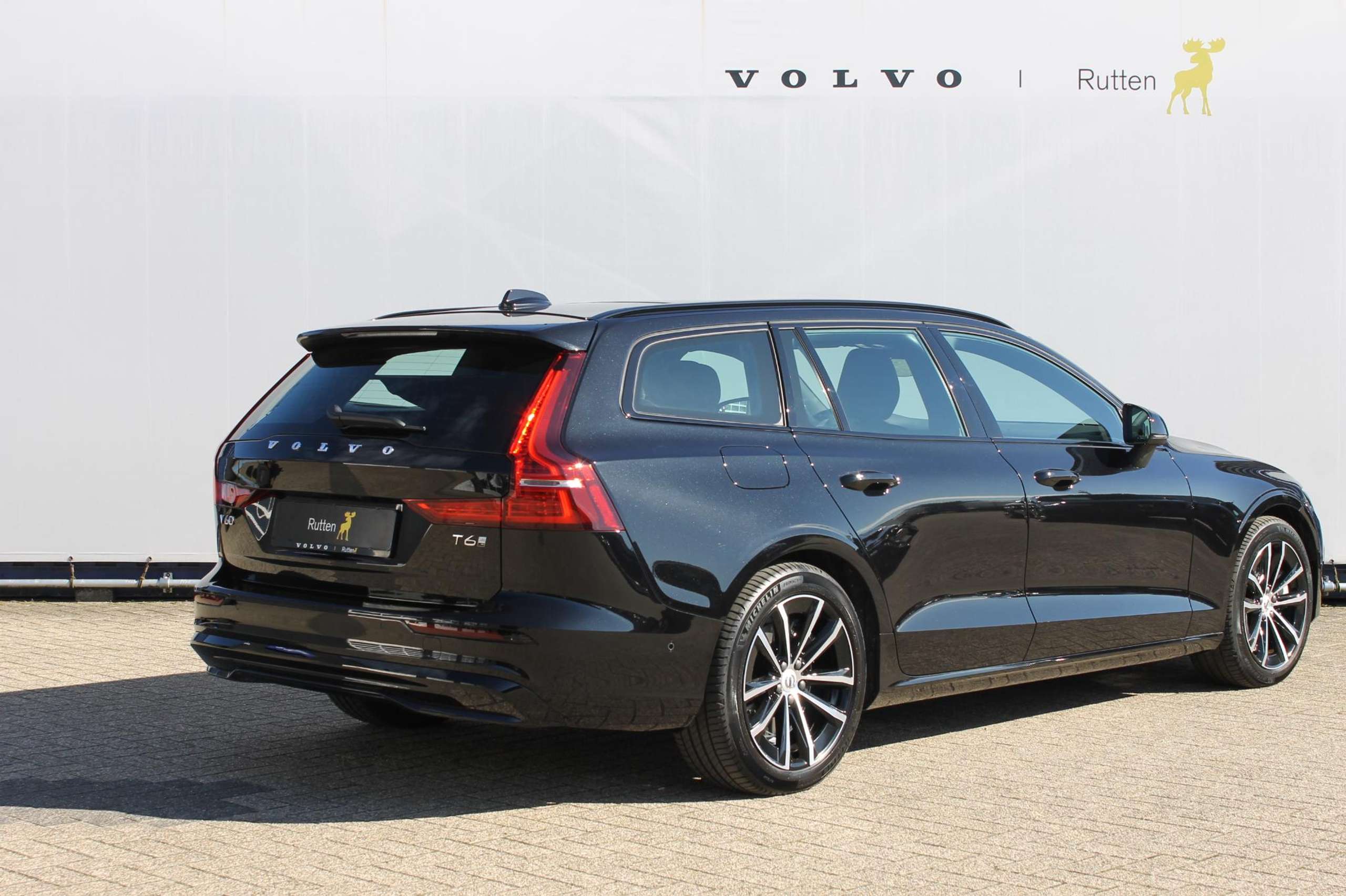 Volvo - V60