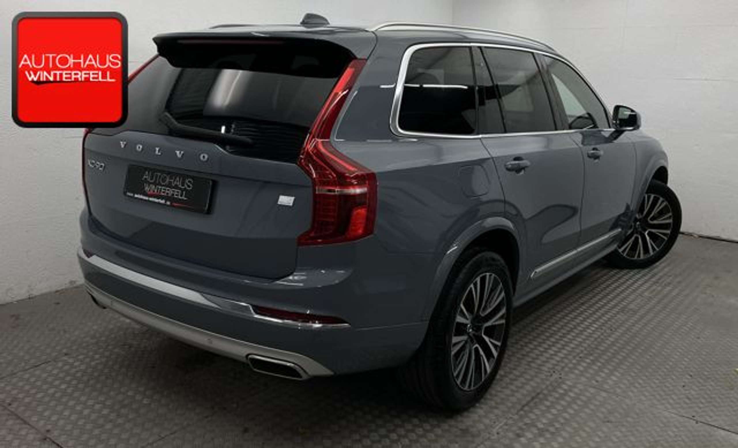 Volvo - XC90