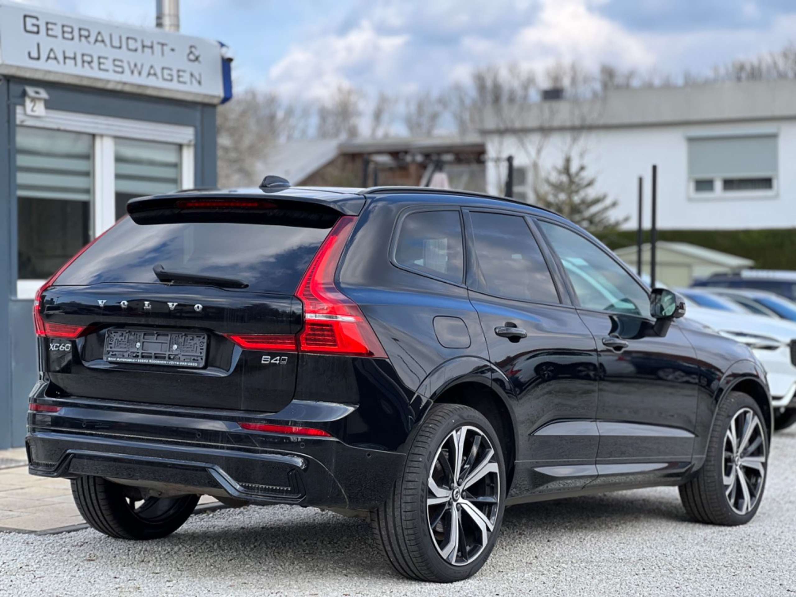 Volvo - XC60