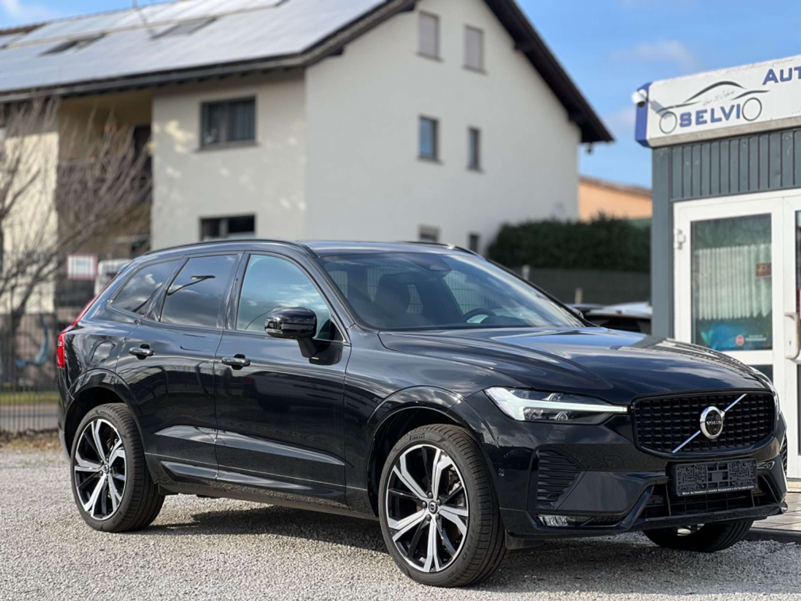 Volvo - XC60