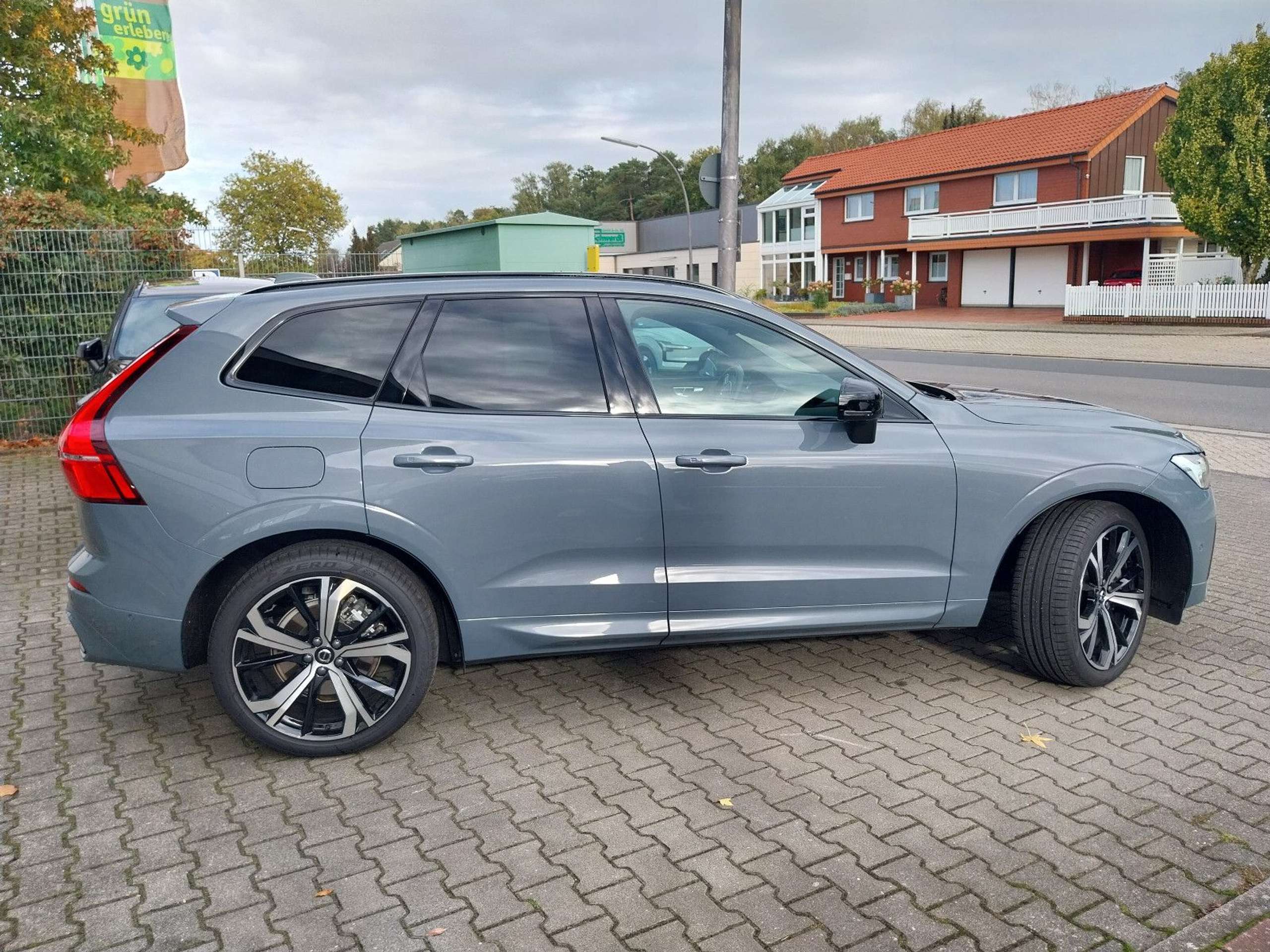 Volvo - XC60