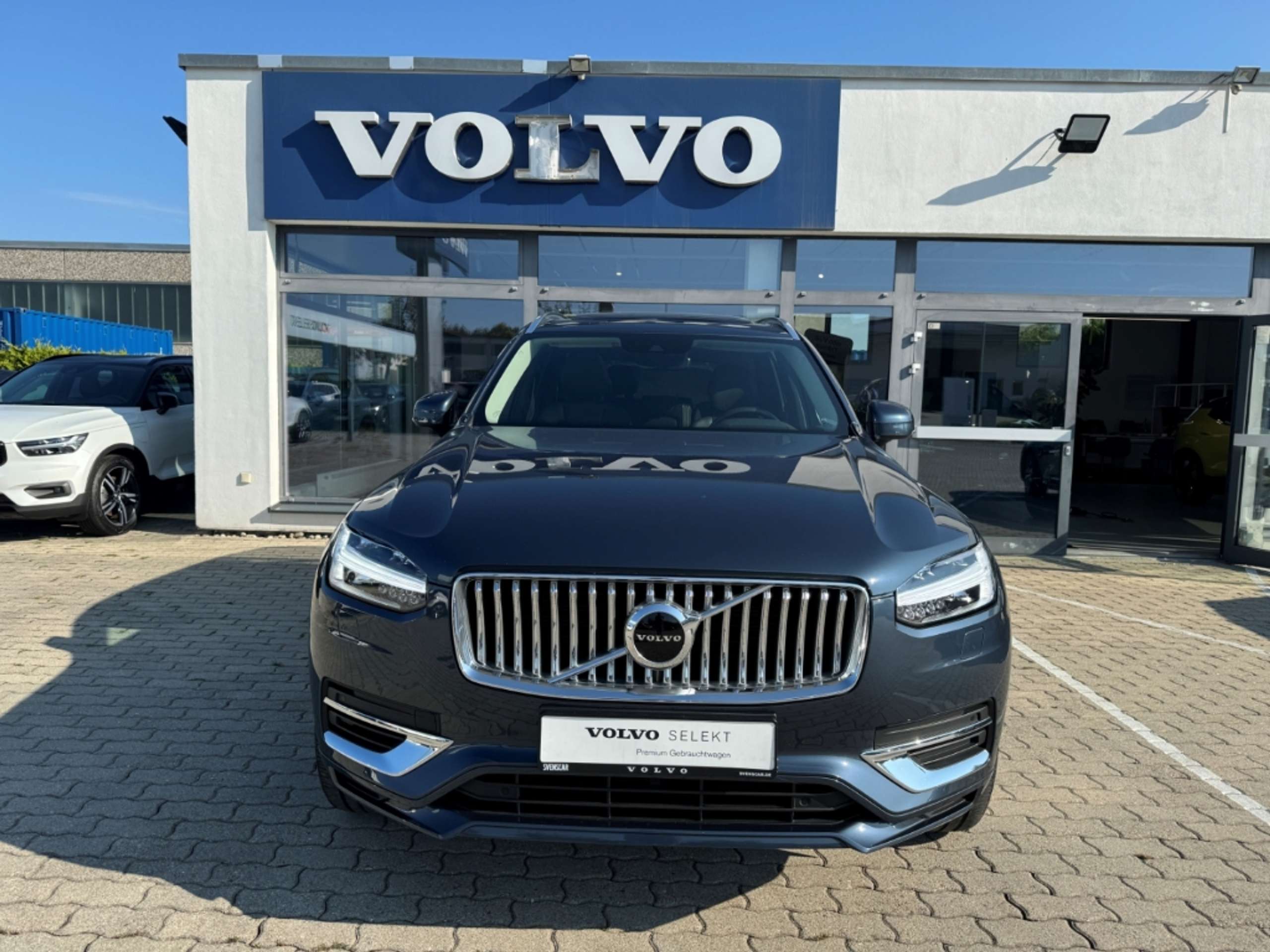 Volvo - XC90