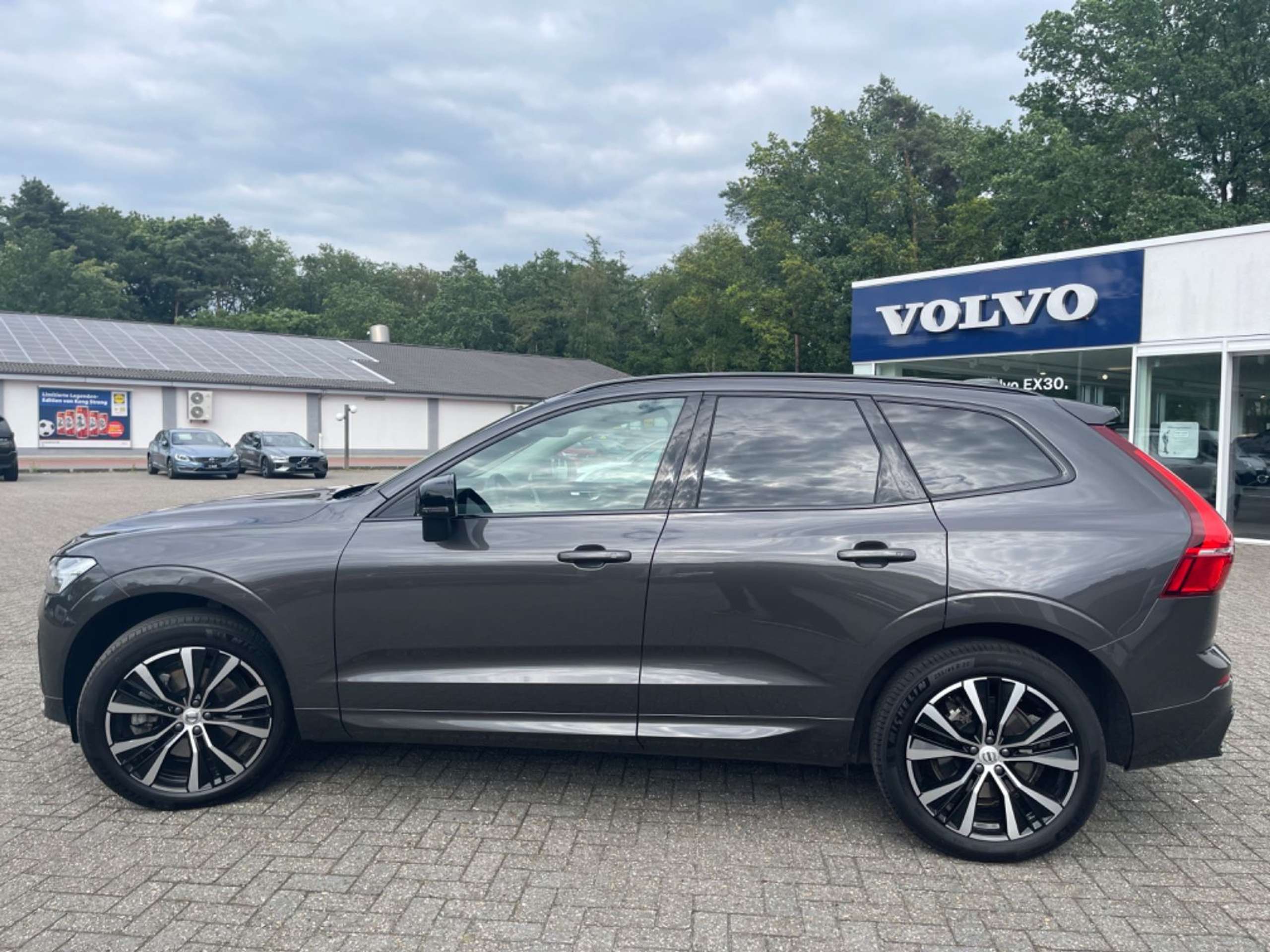 Volvo - XC60