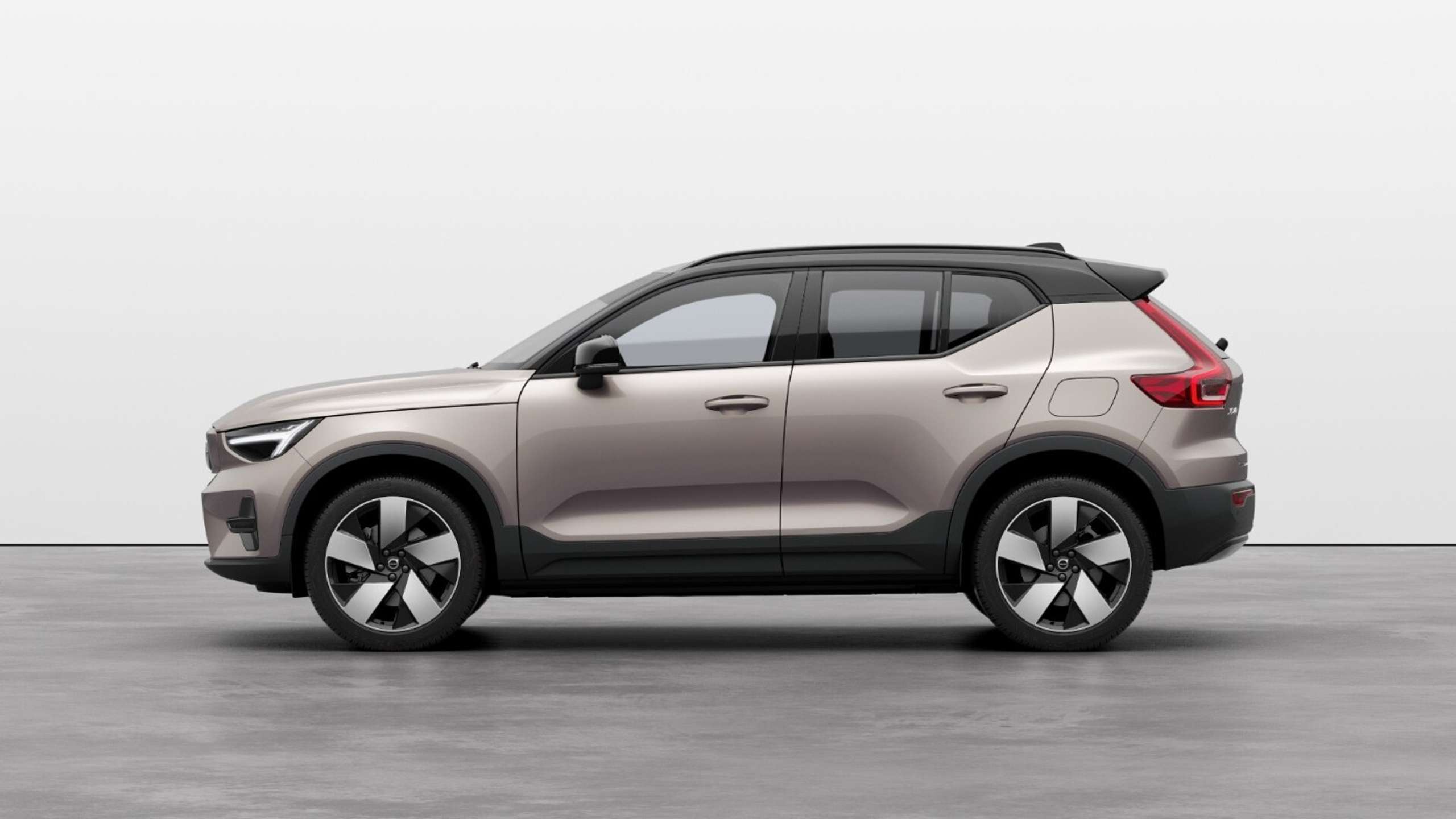 Volvo - XC40