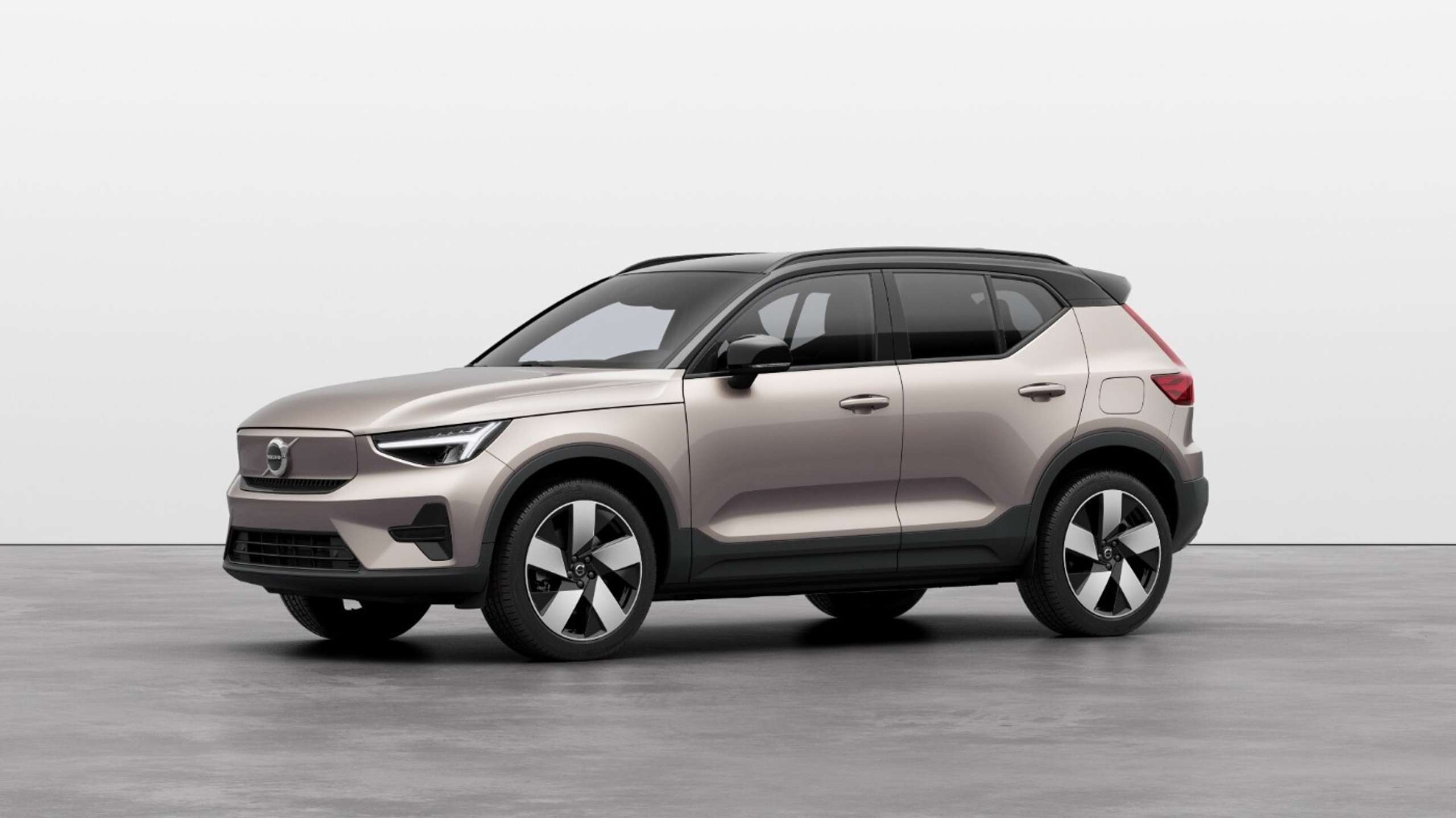 Volvo - XC40