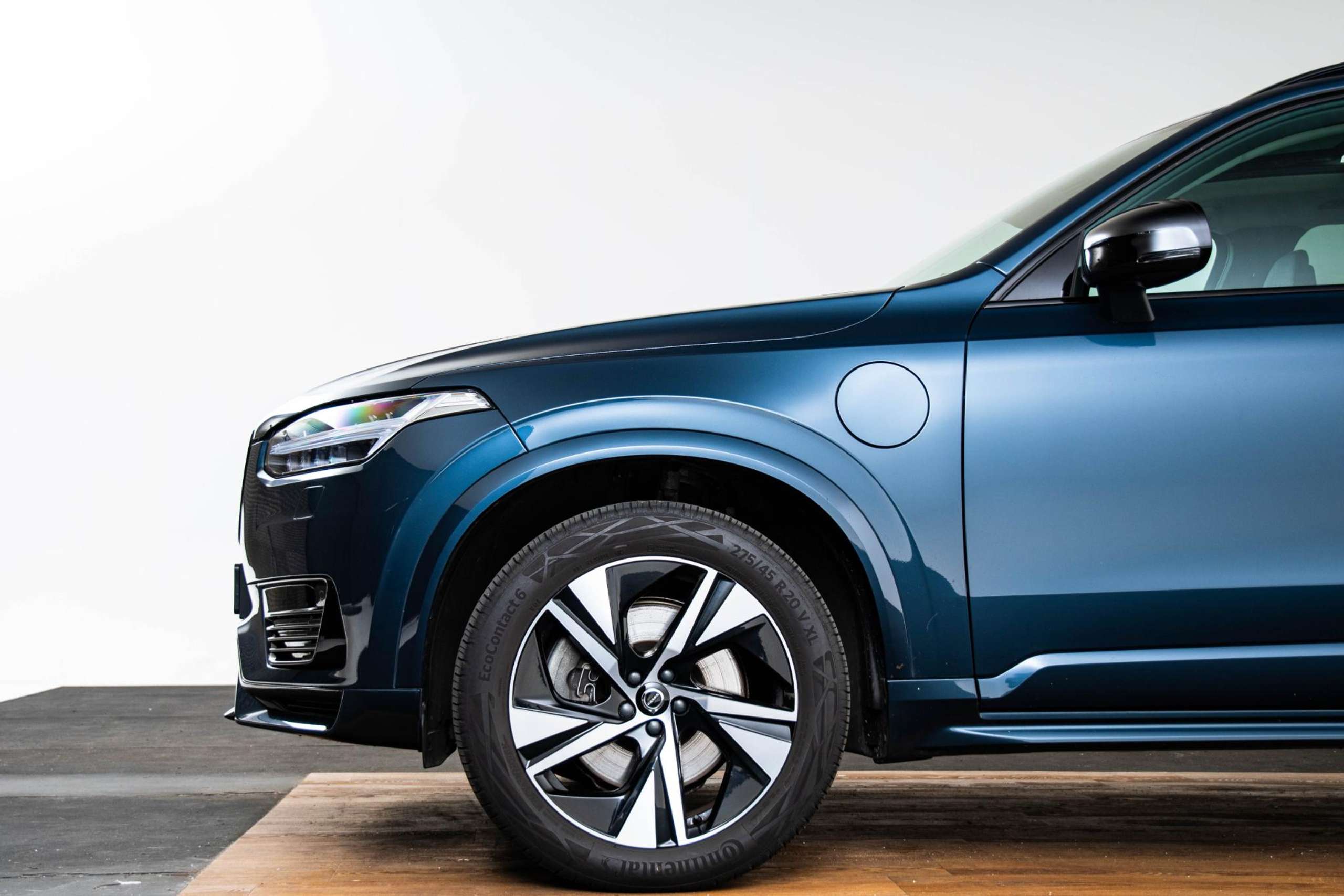 Volvo - XC90