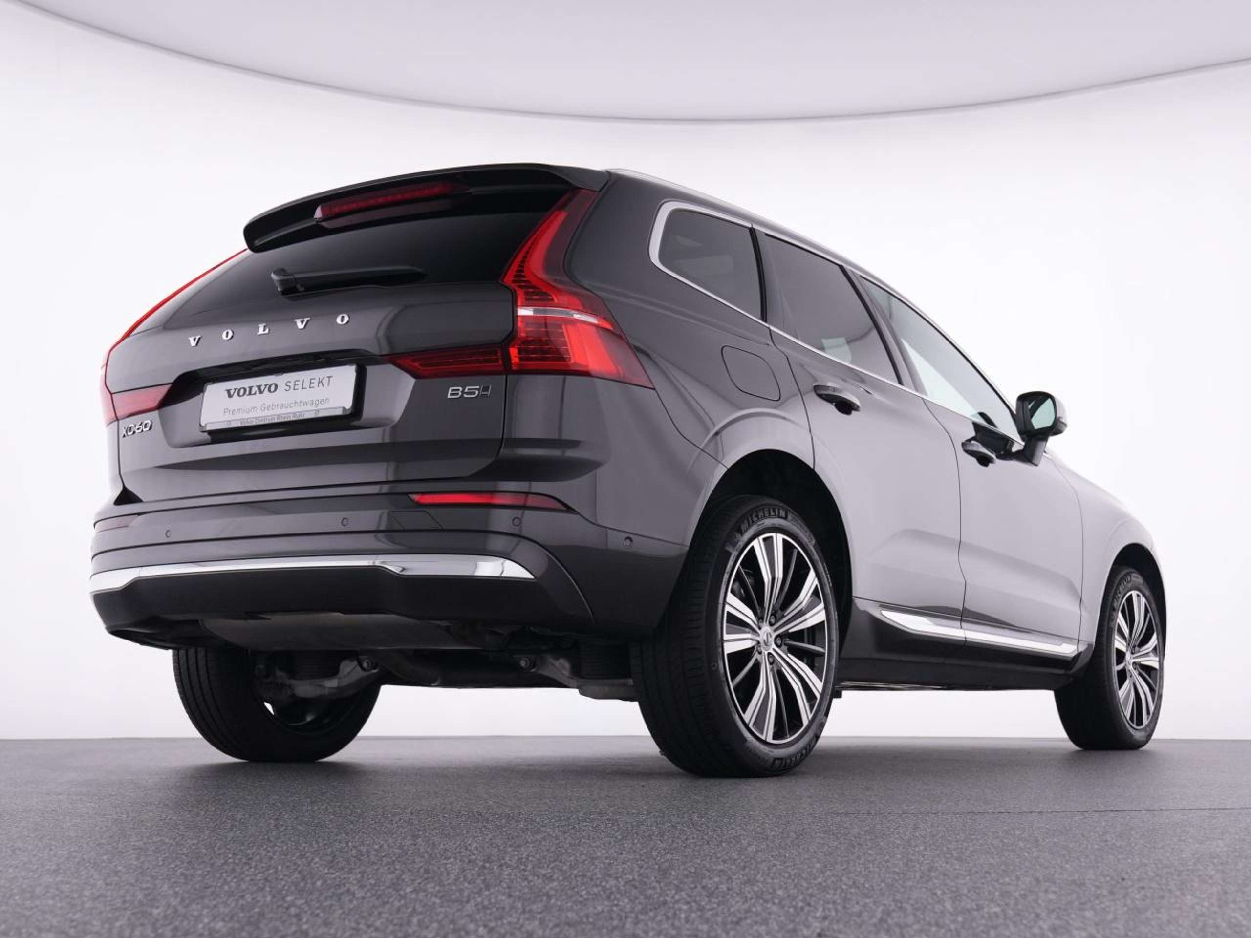 Volvo - XC60