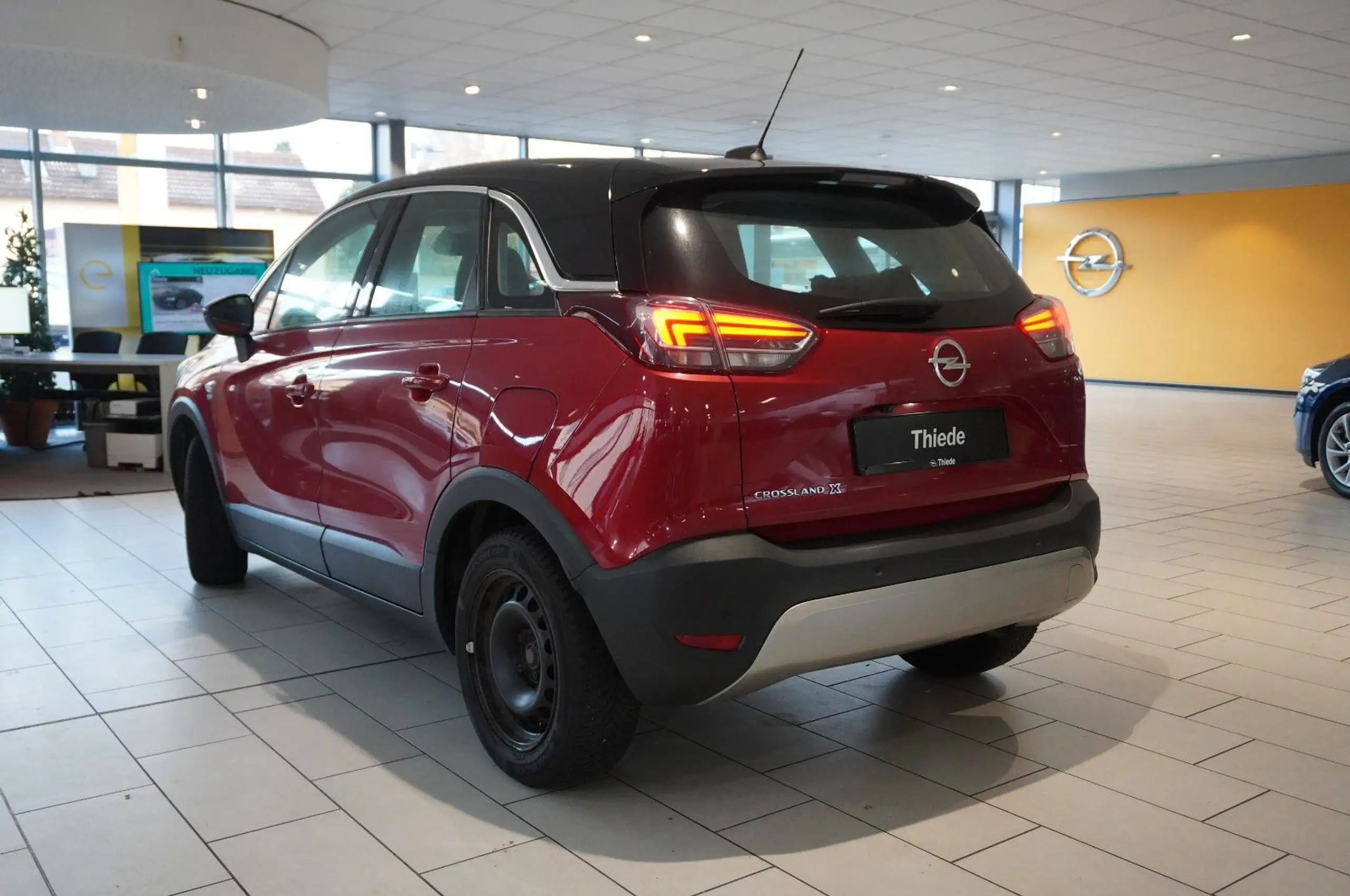 Opel - Crossland X