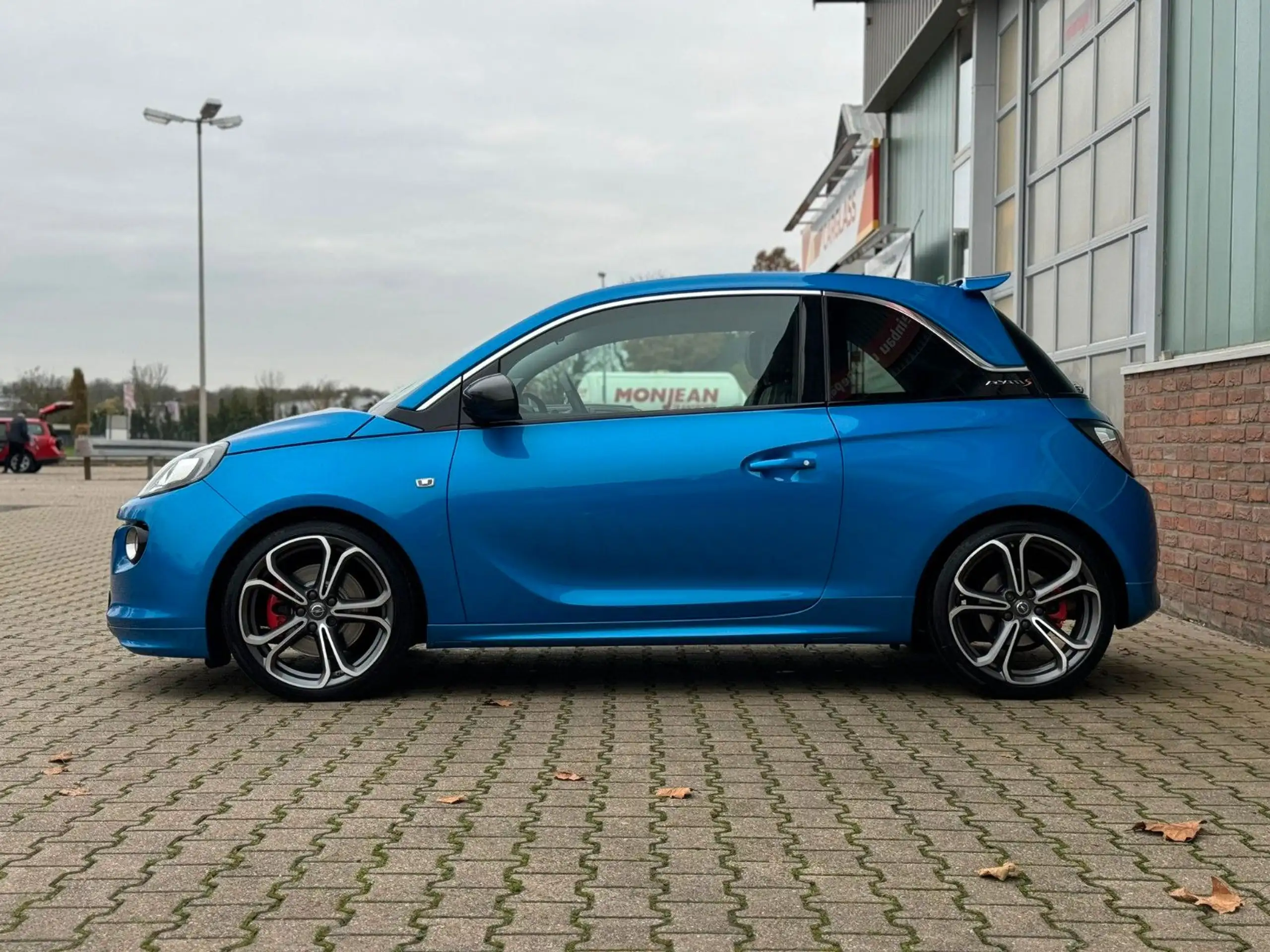 Opel - Adam