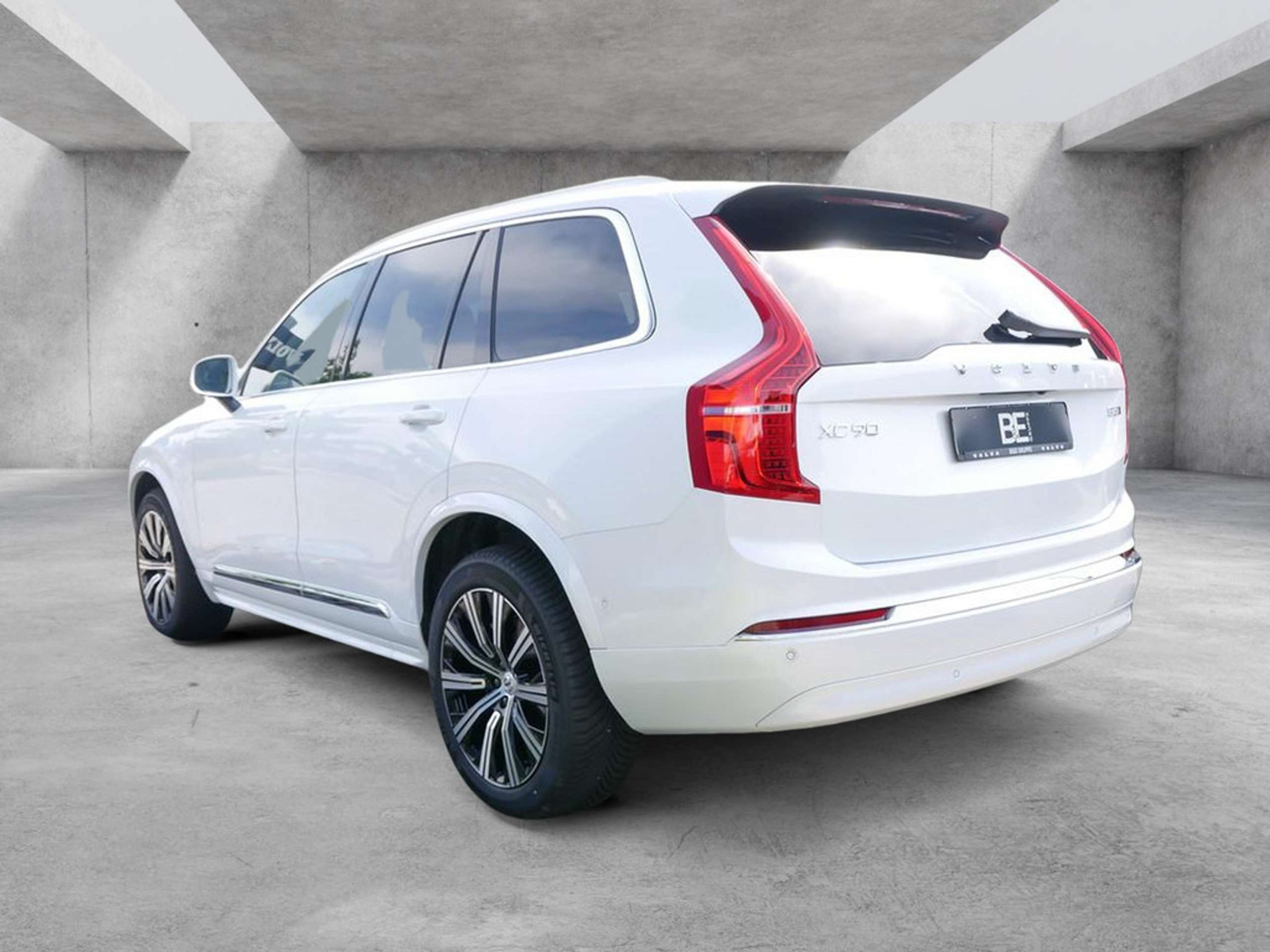 Volvo - XC90