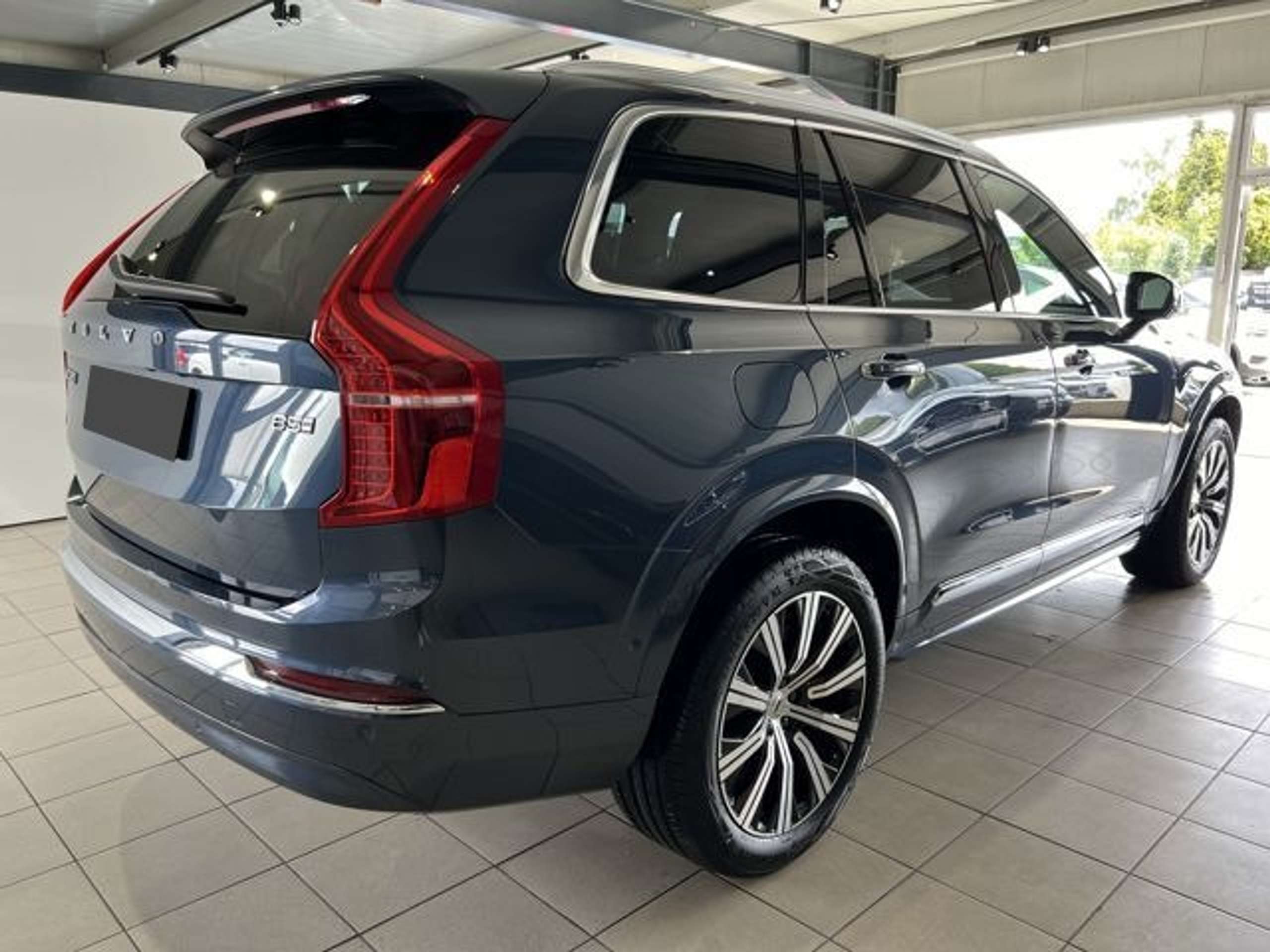 Volvo - XC90