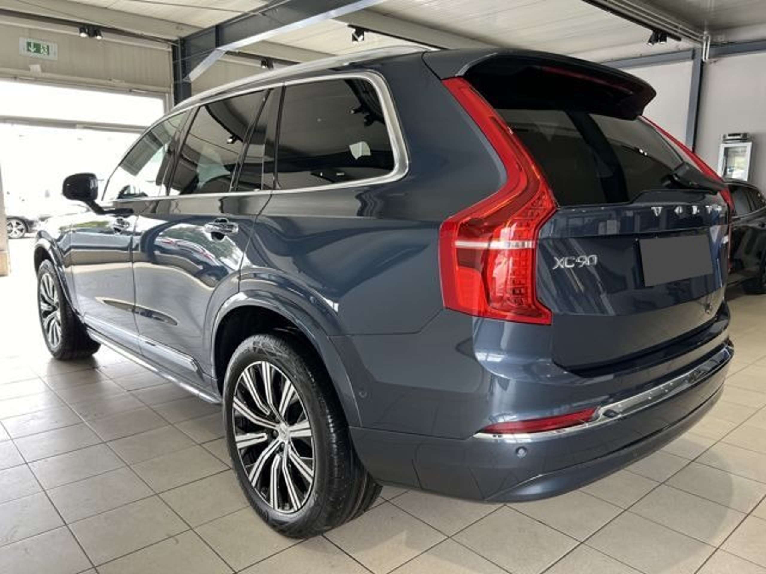 Volvo - XC90