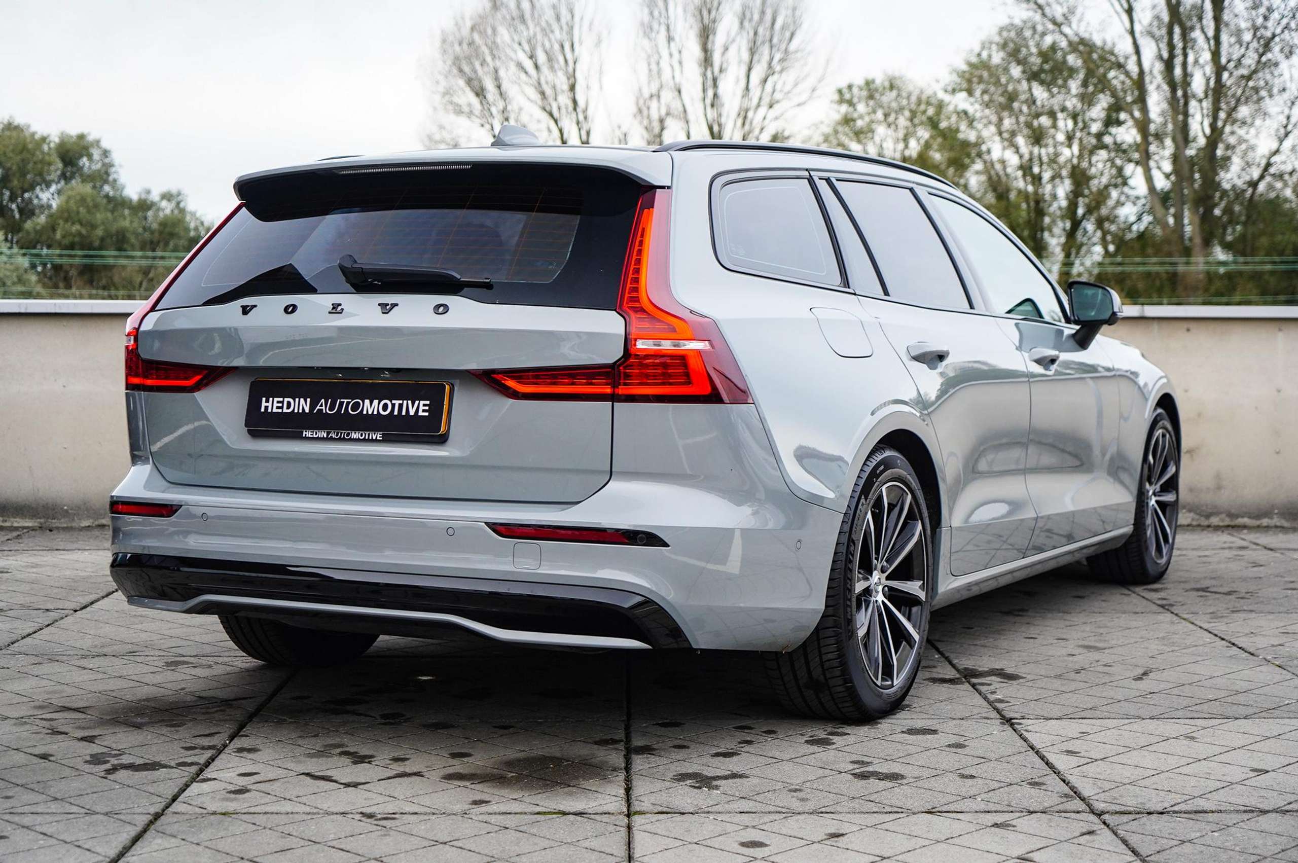 Volvo - V60