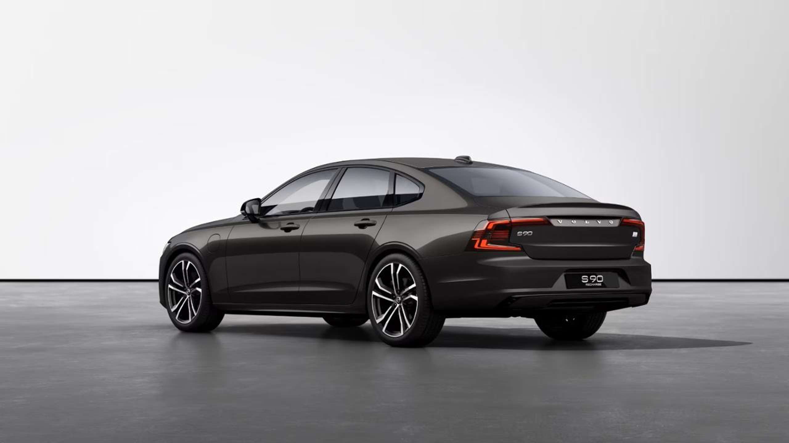 Volvo - S90