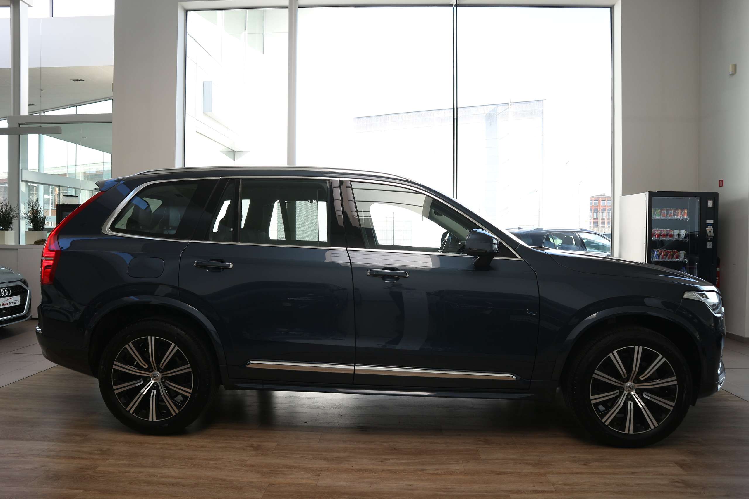 Volvo - XC90