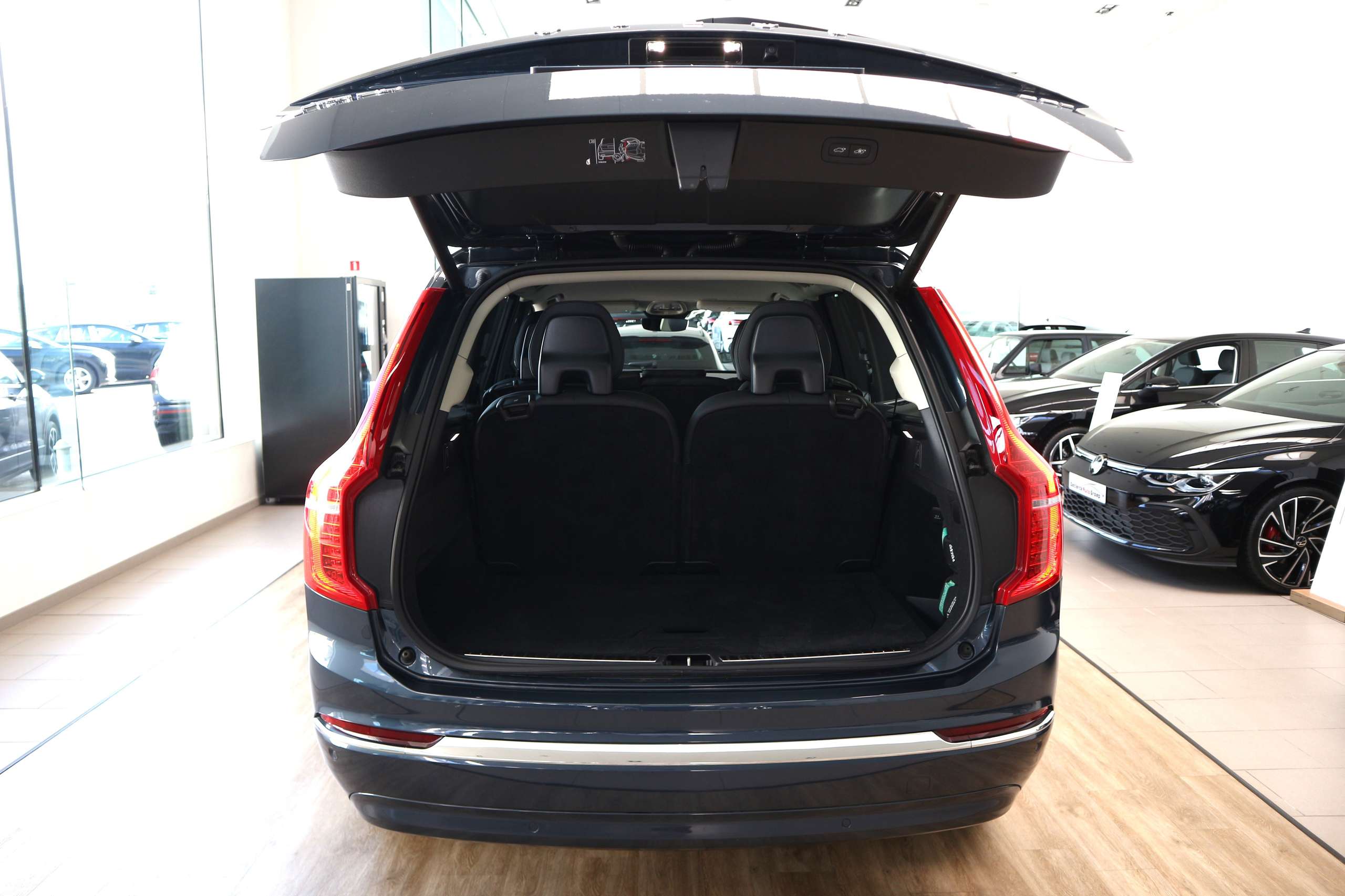 Volvo - XC90