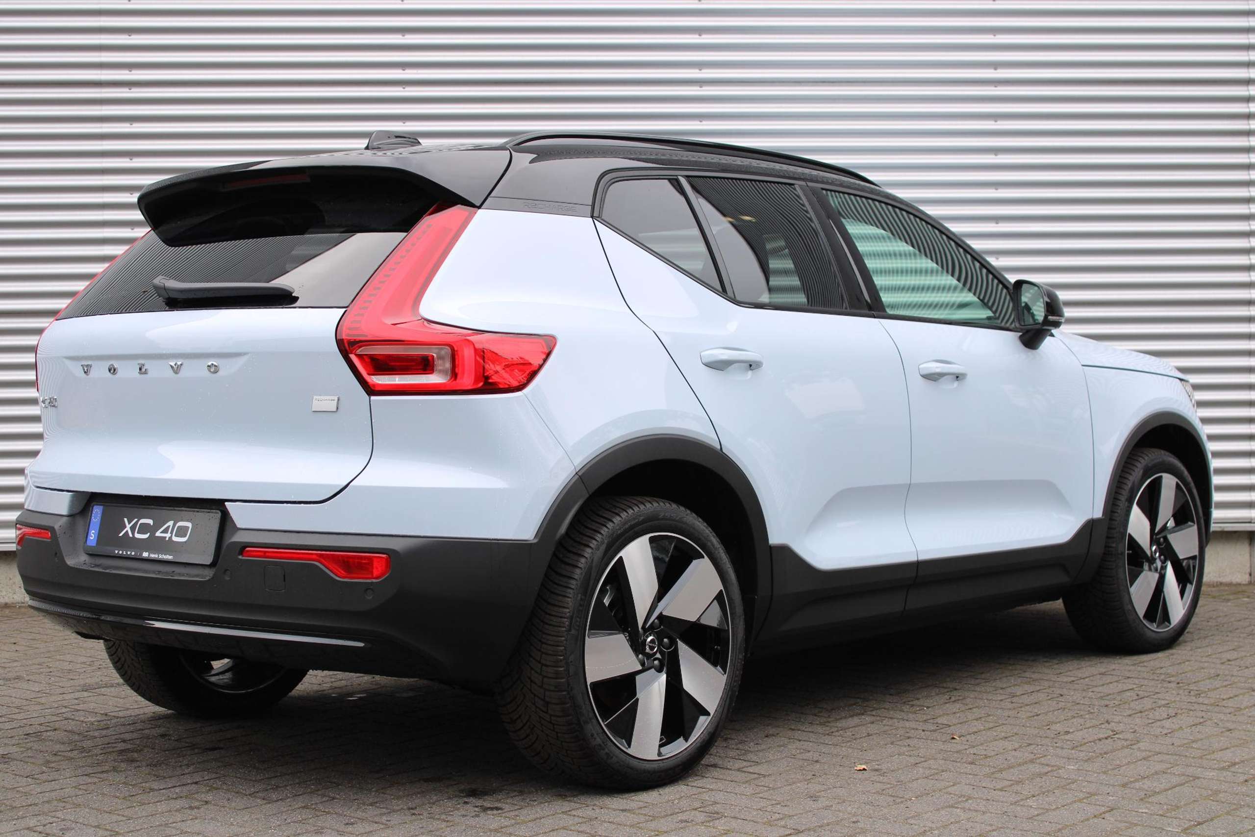 Volvo - XC40