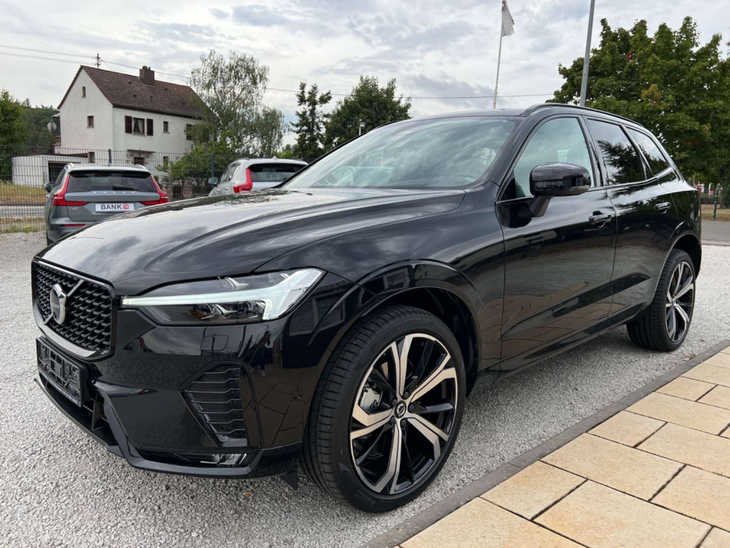 Volvo - XC60