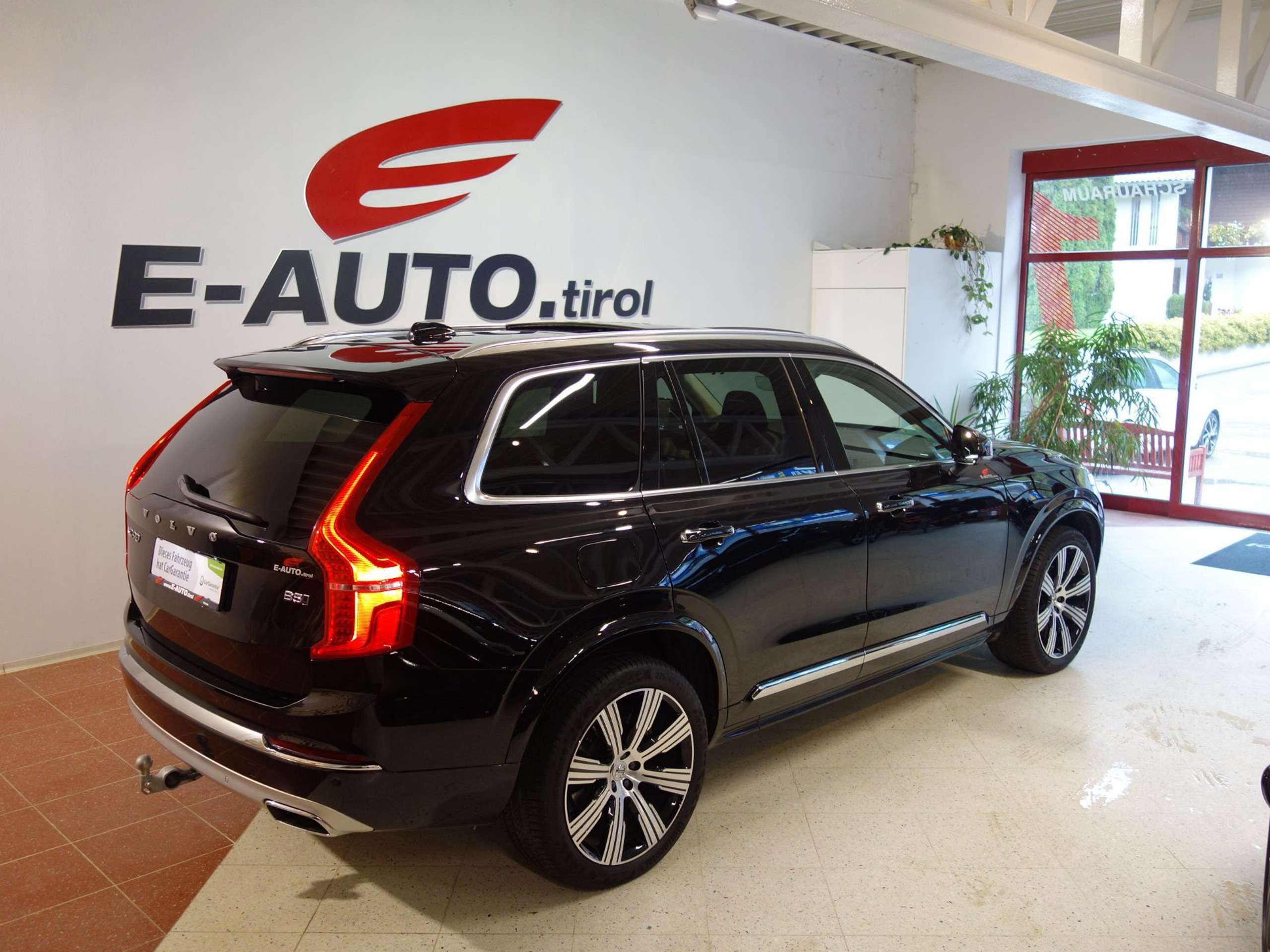 Volvo - XC90