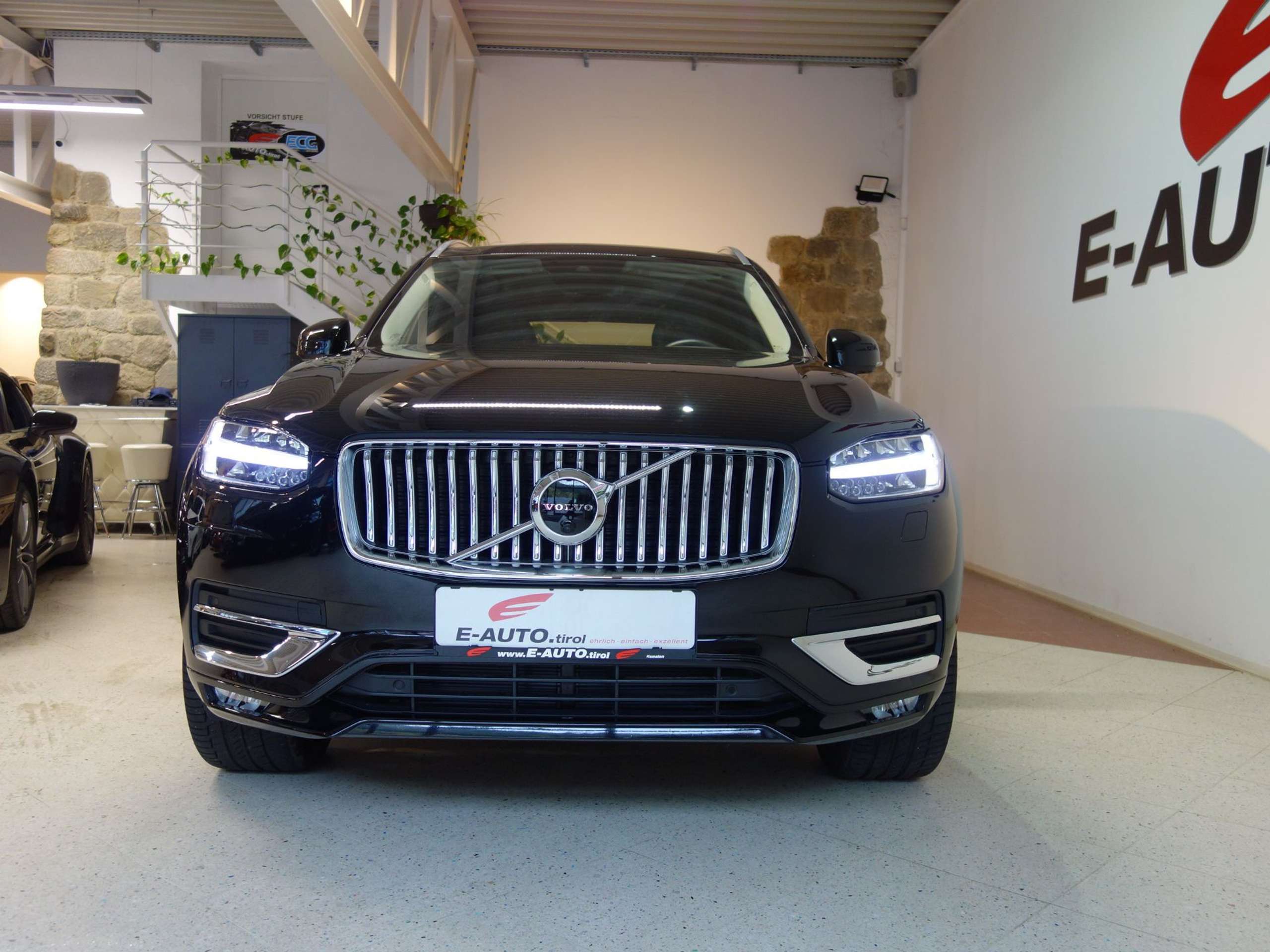 Volvo - XC90