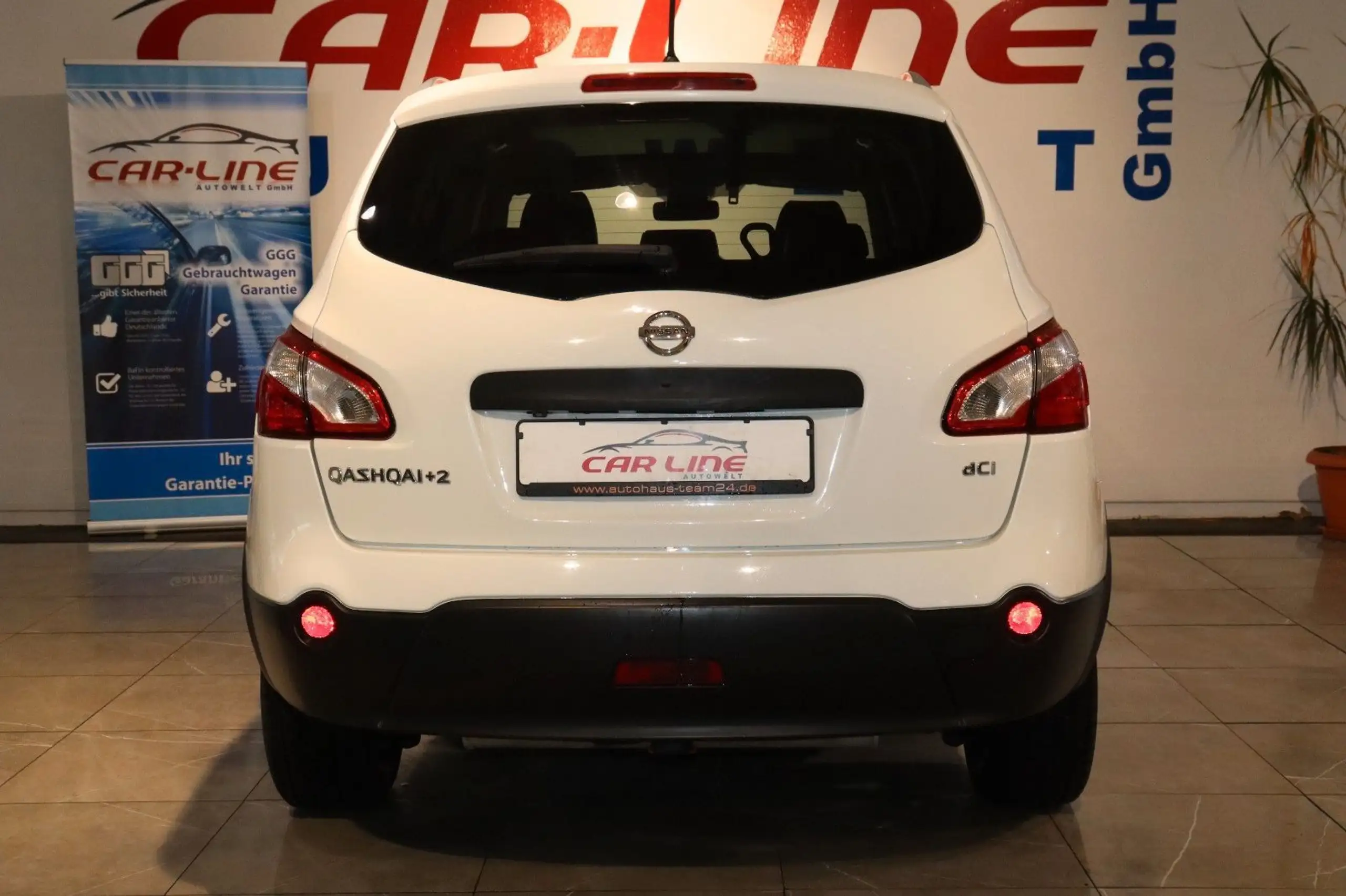 Nissan - Qashqai+2