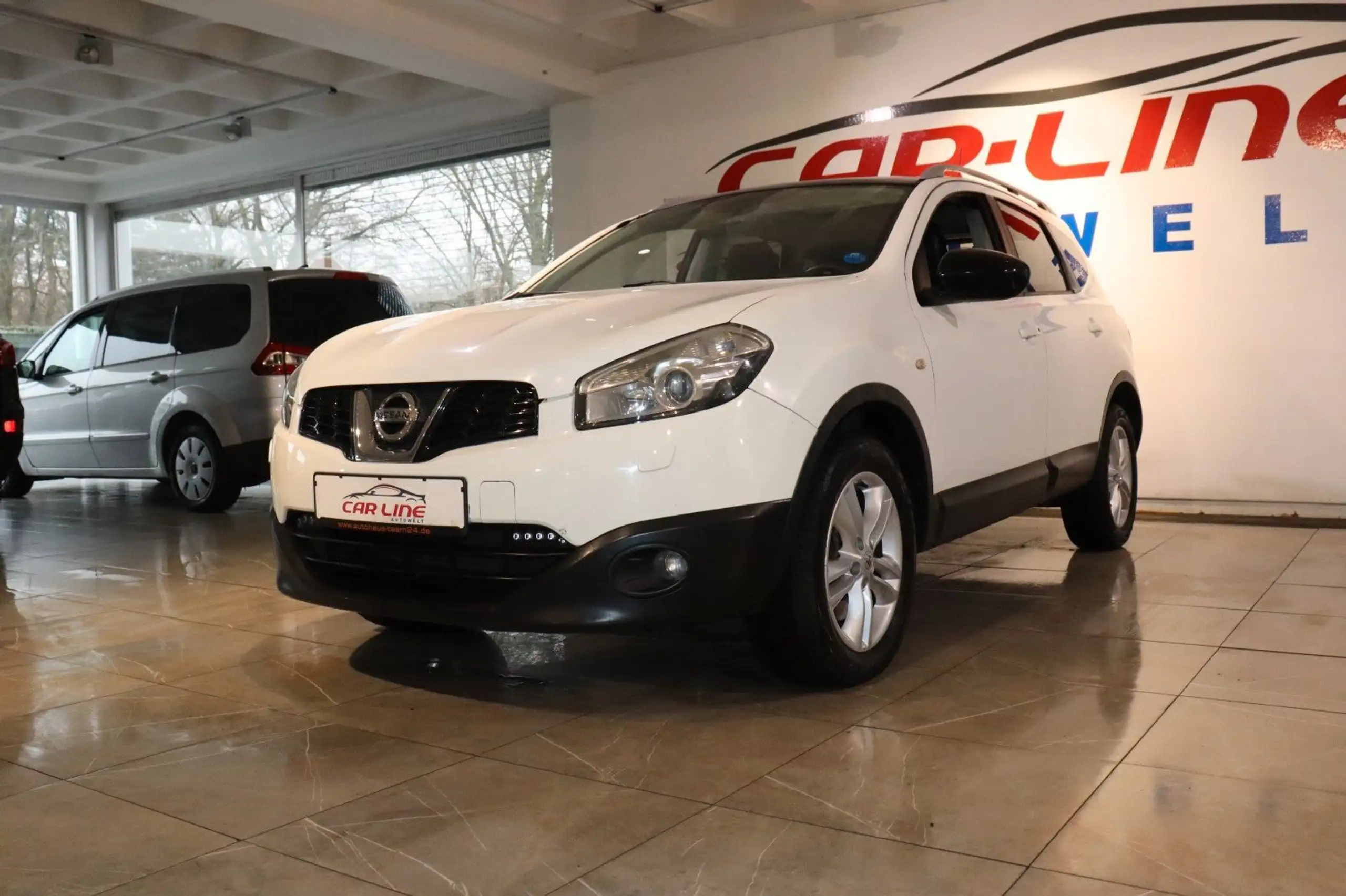 Nissan - Qashqai+2