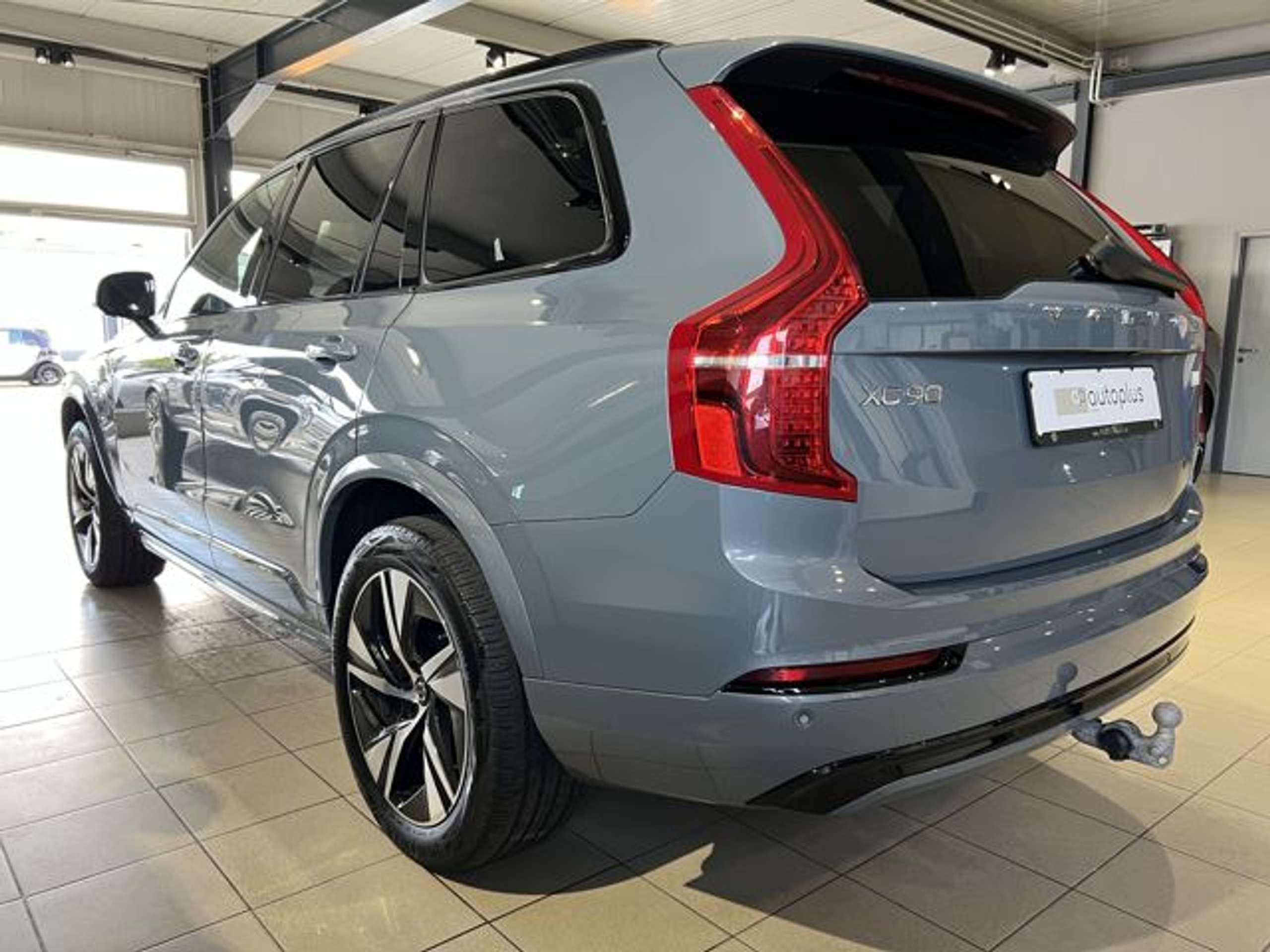 Volvo - XC90