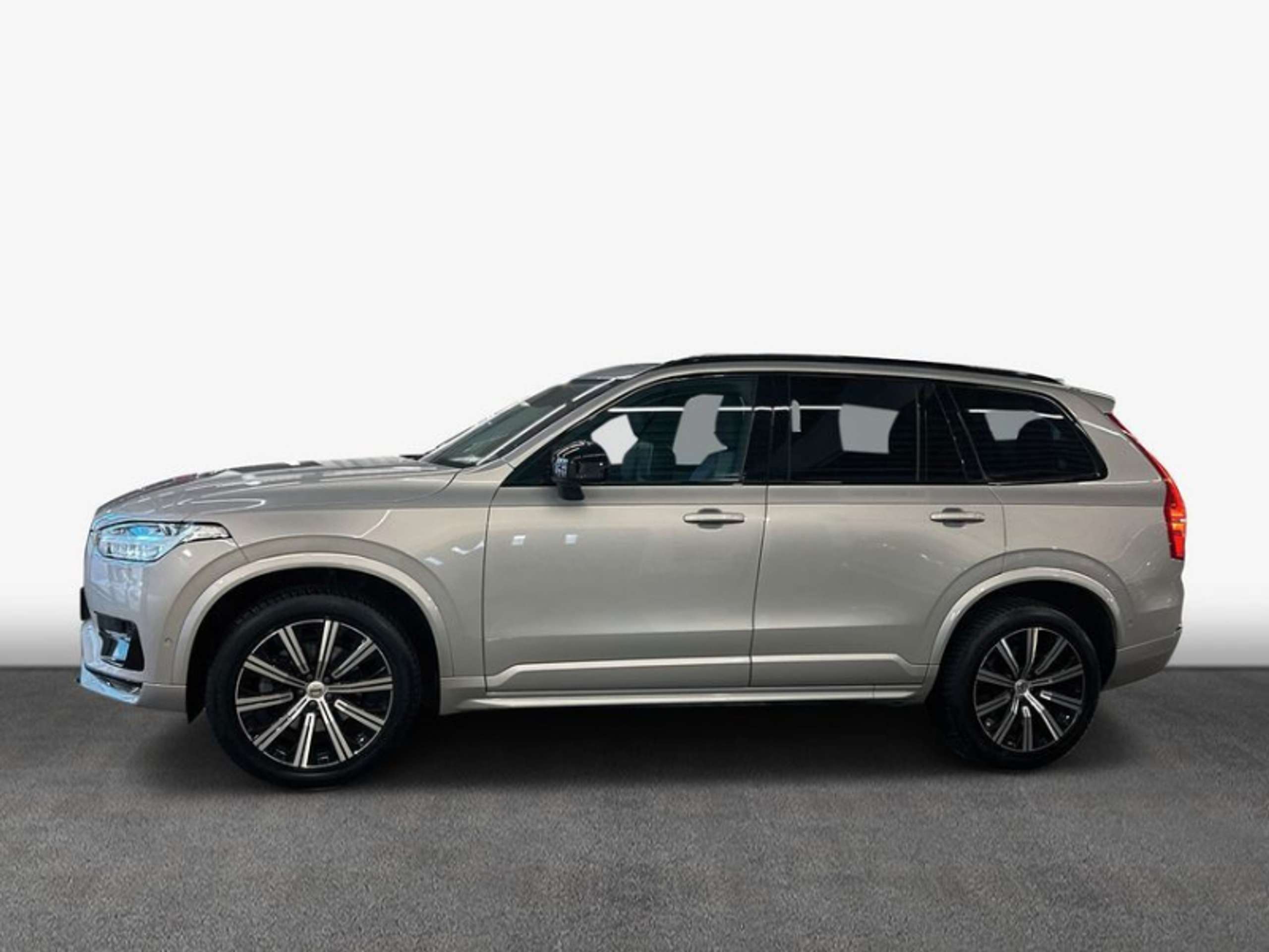 Volvo - XC90