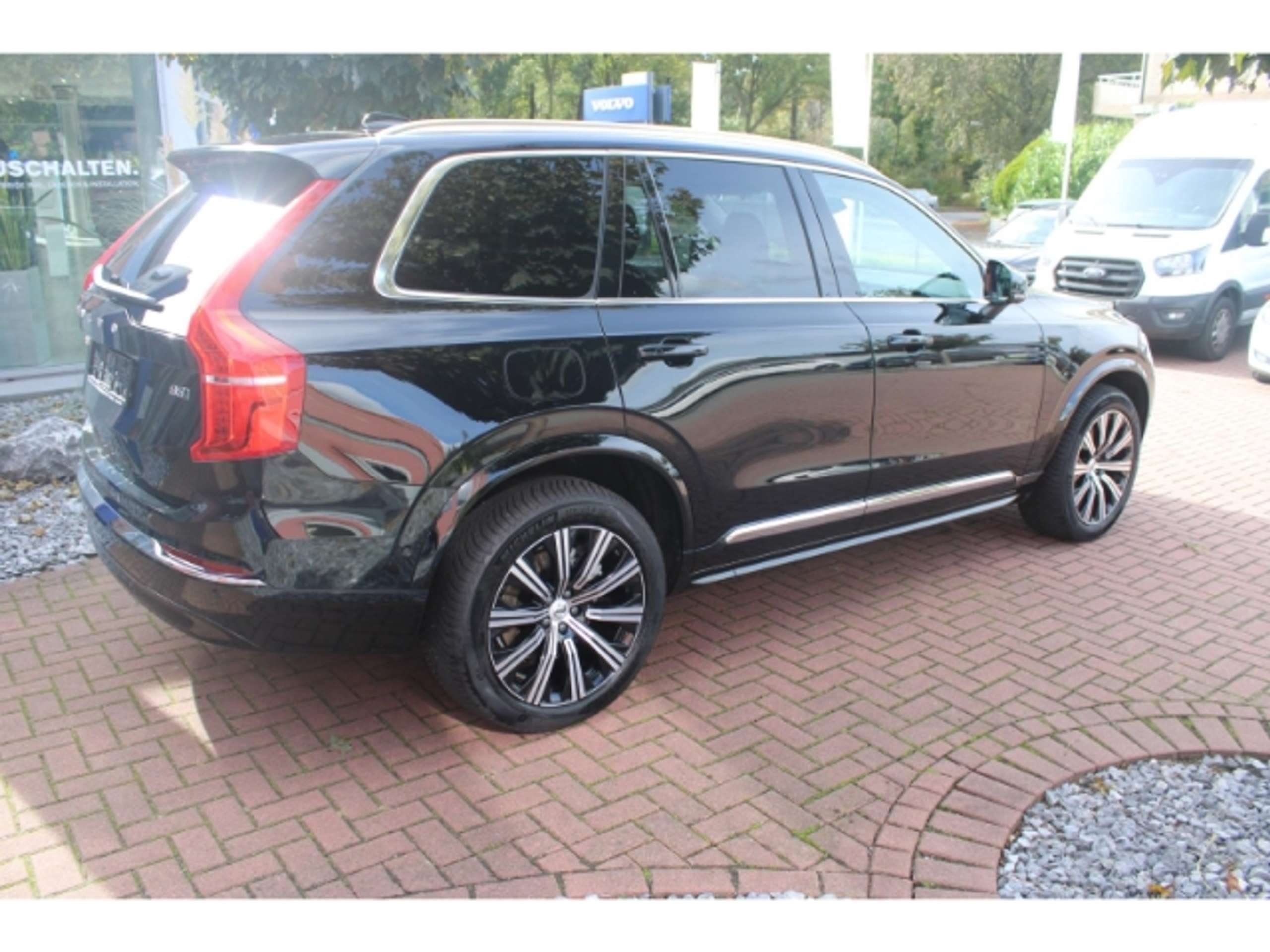 Volvo - XC90