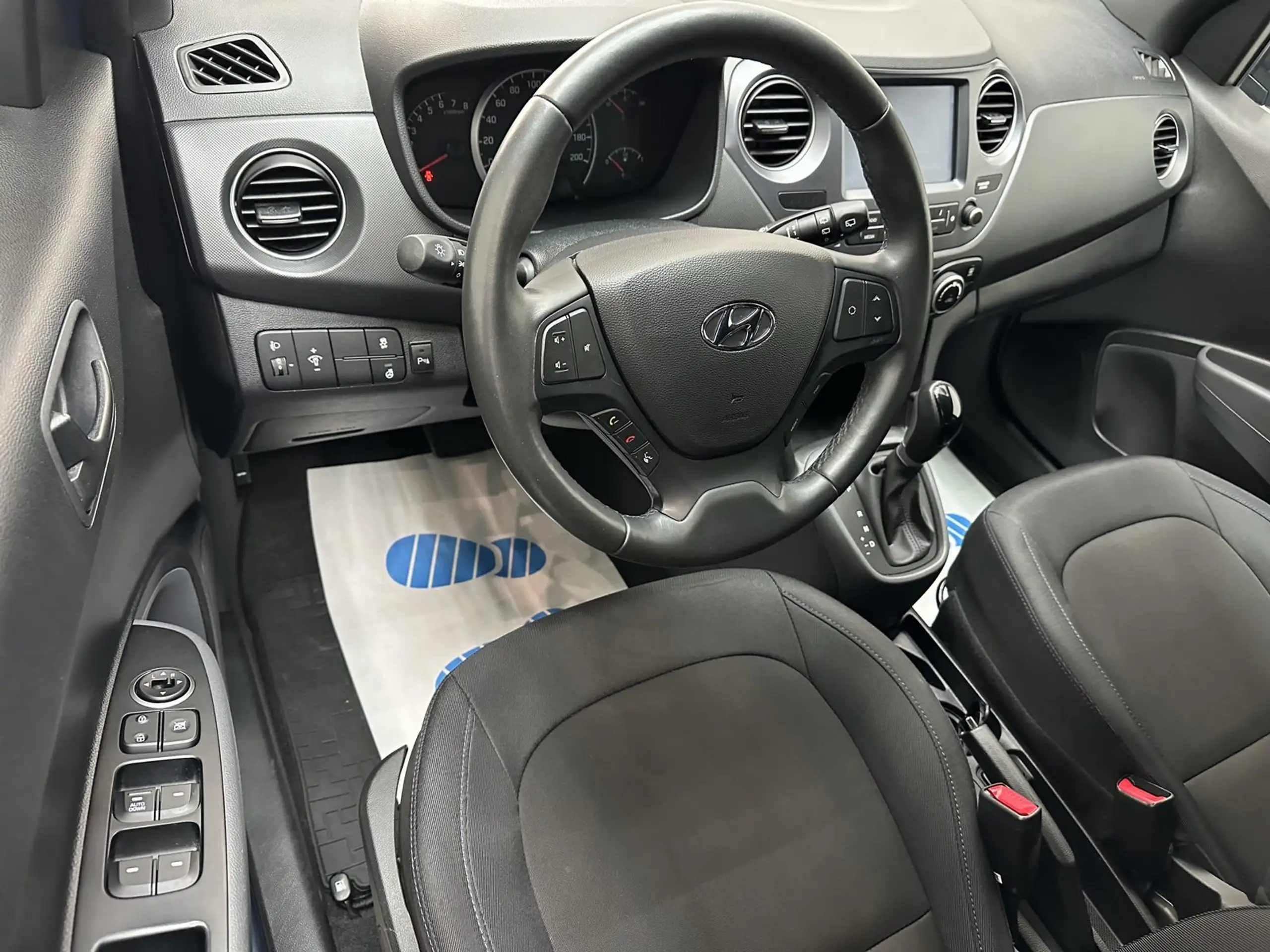 Hyundai - i10