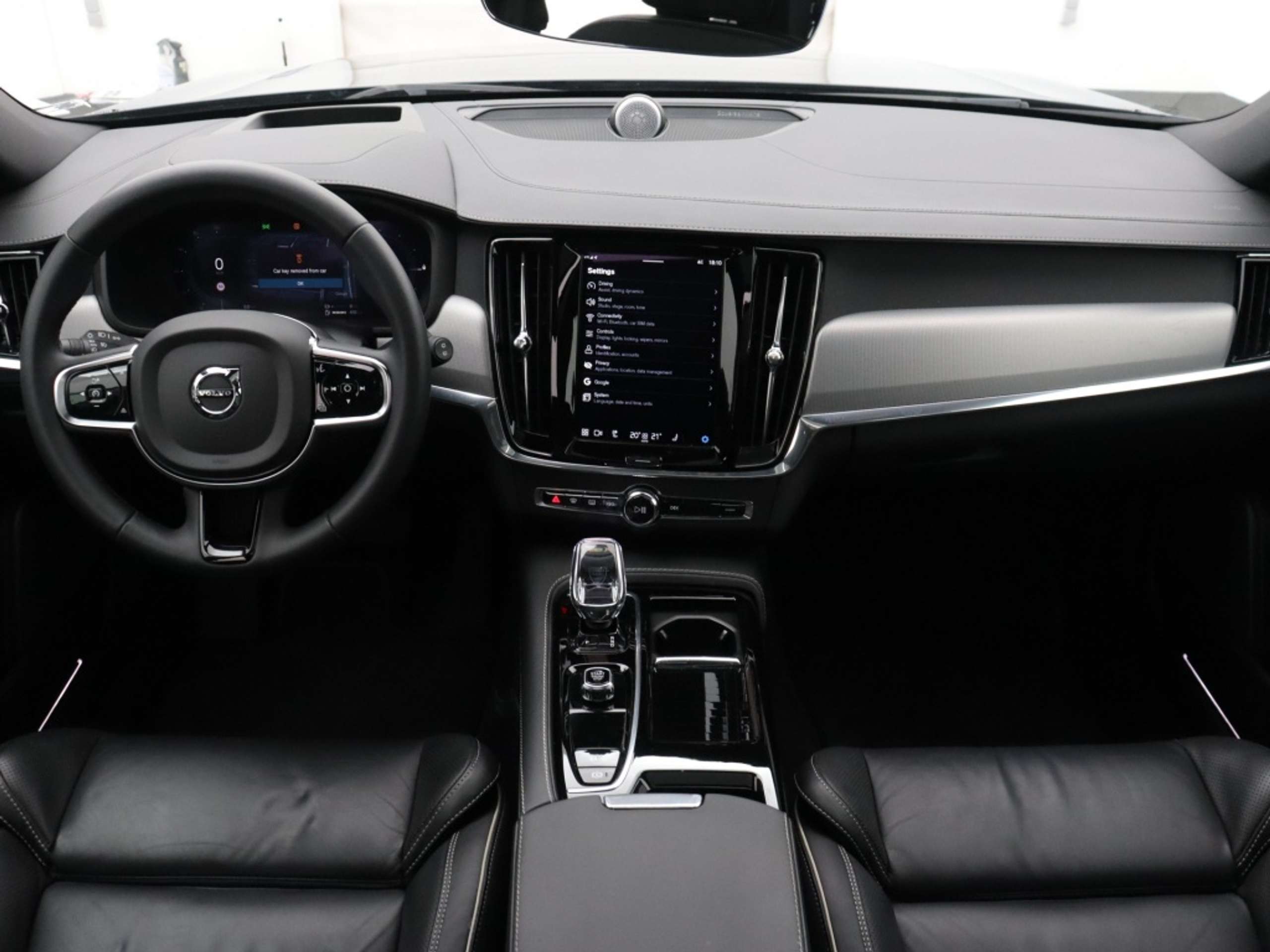 Volvo - V90