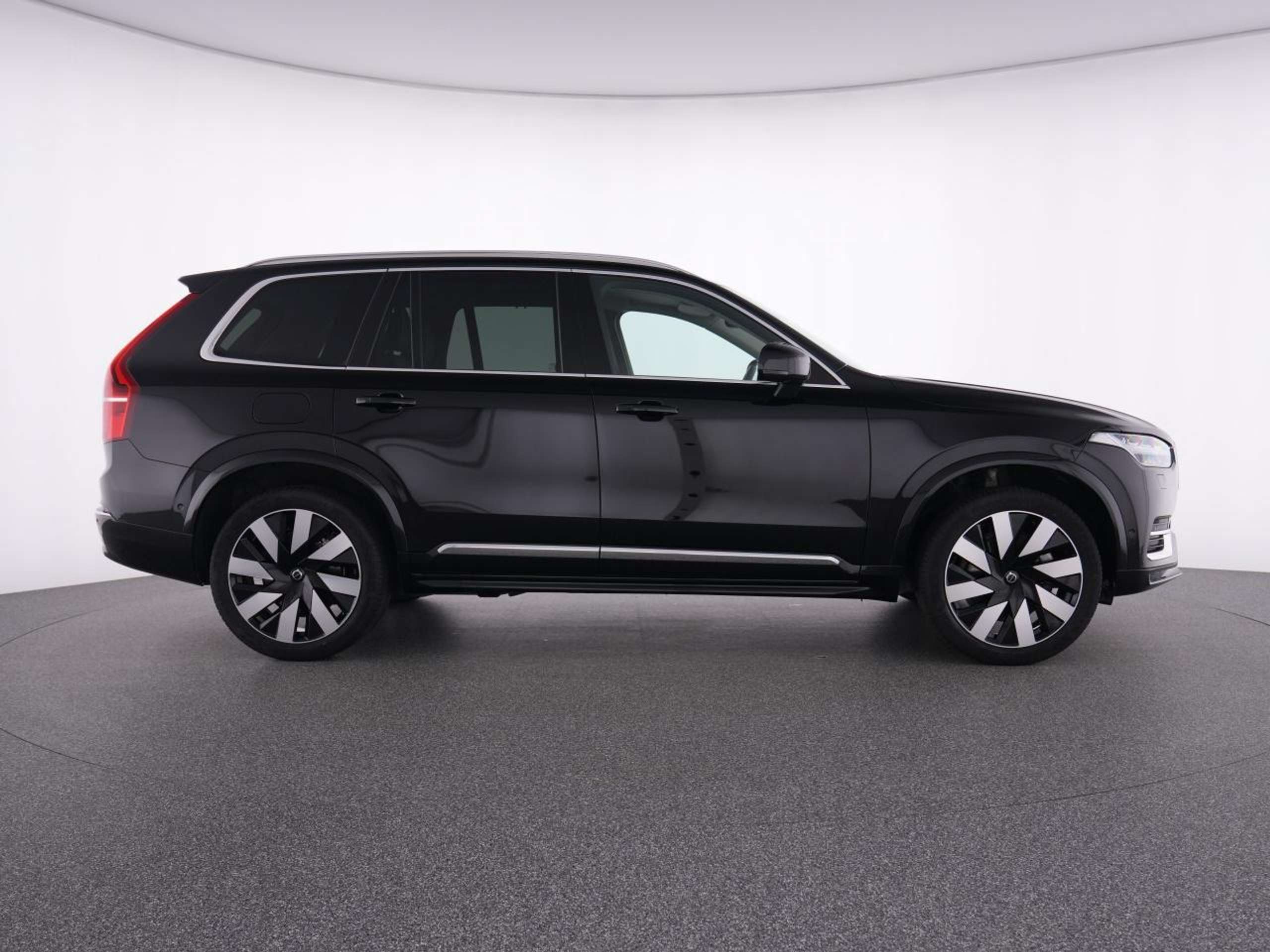 Volvo - XC90