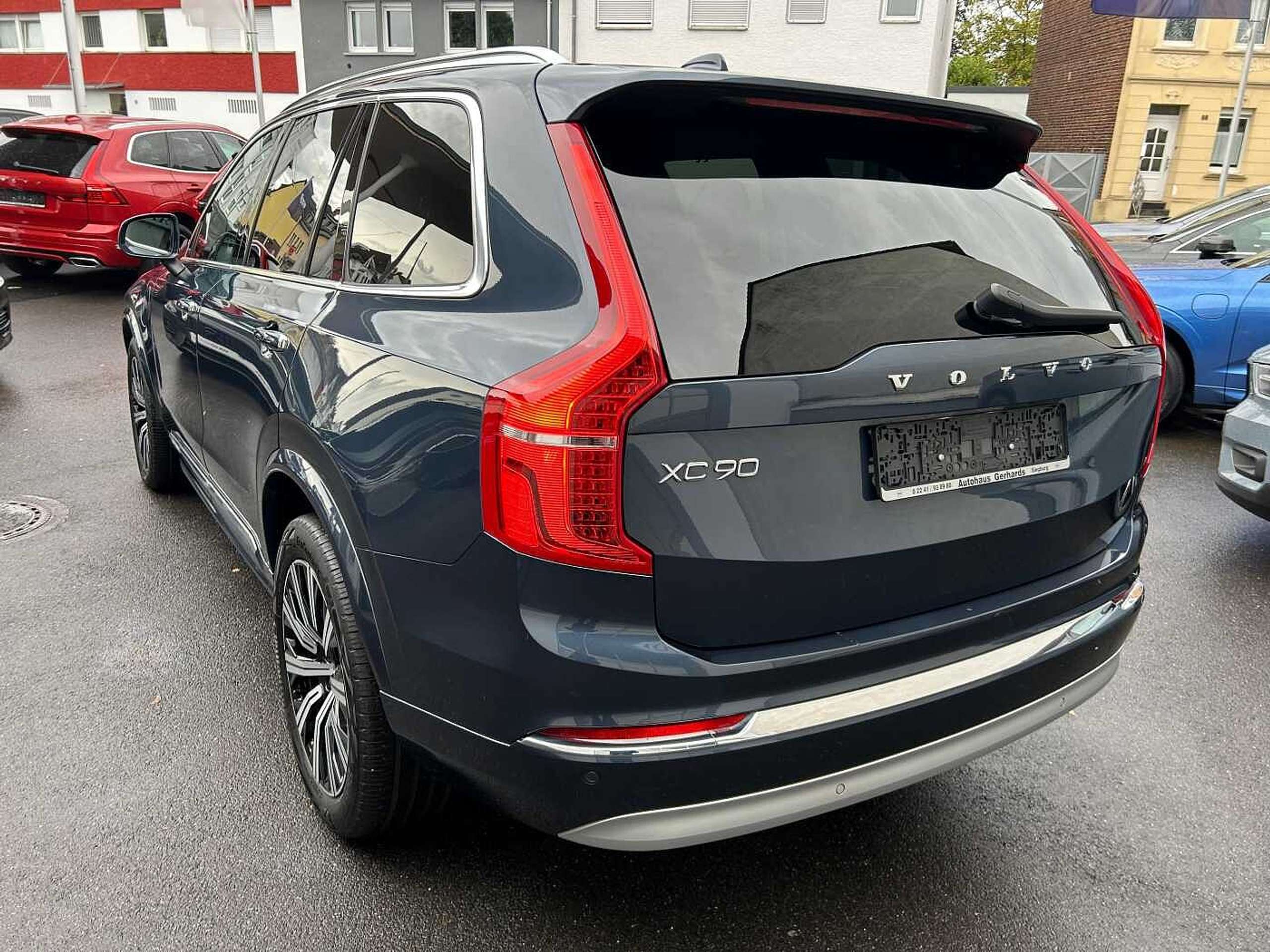 Volvo - XC90