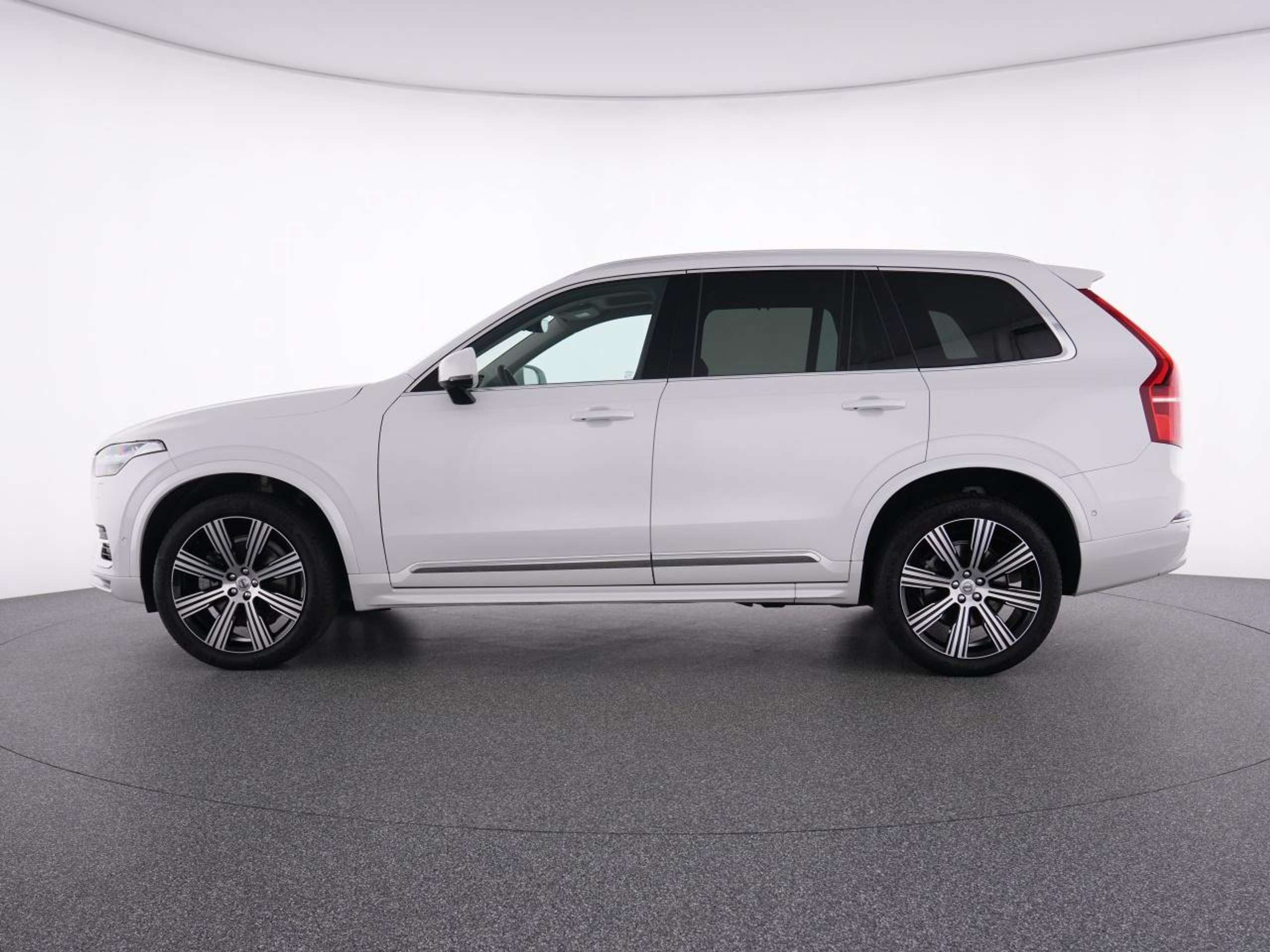 Volvo - XC90