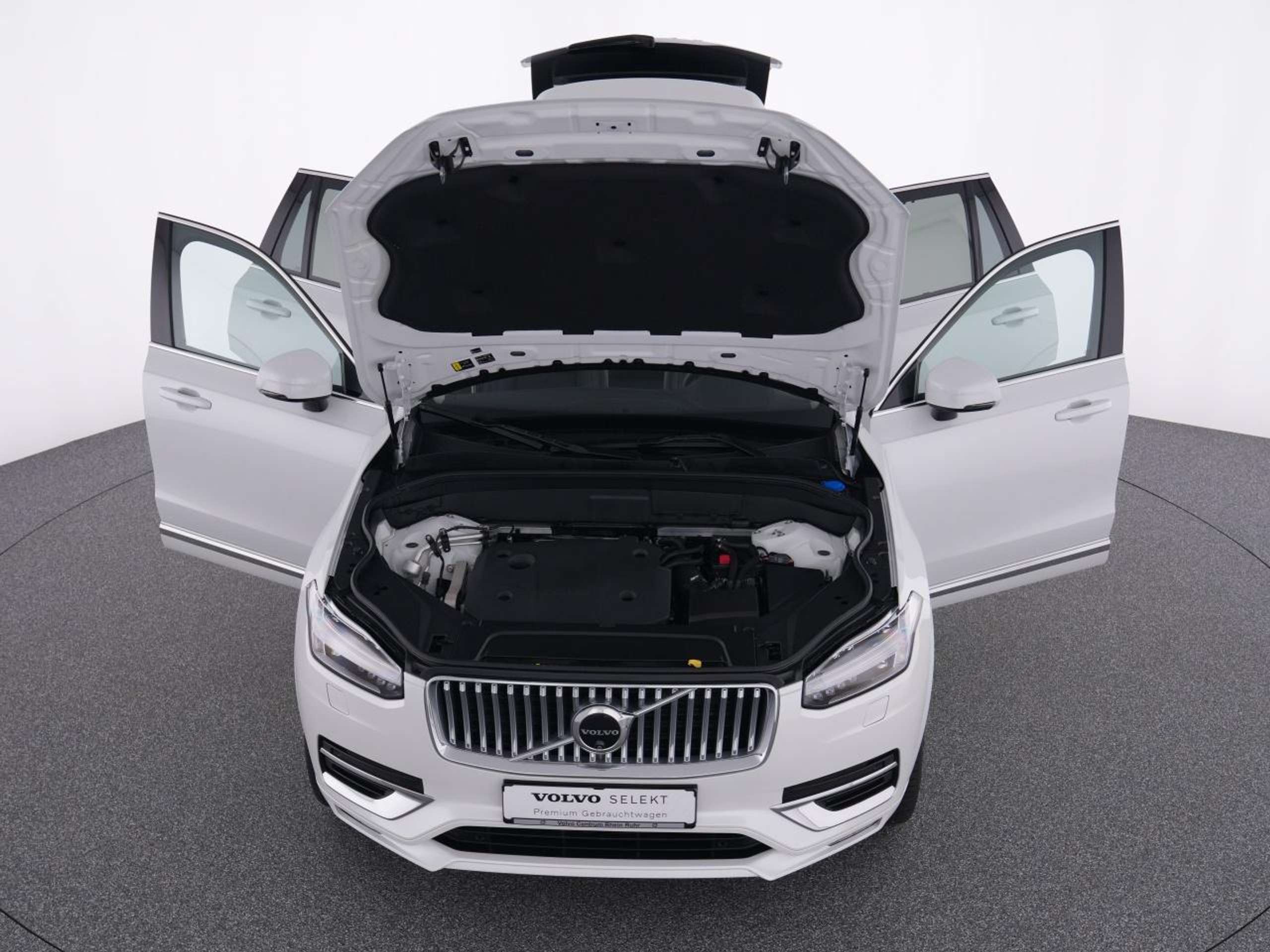 Volvo - XC90