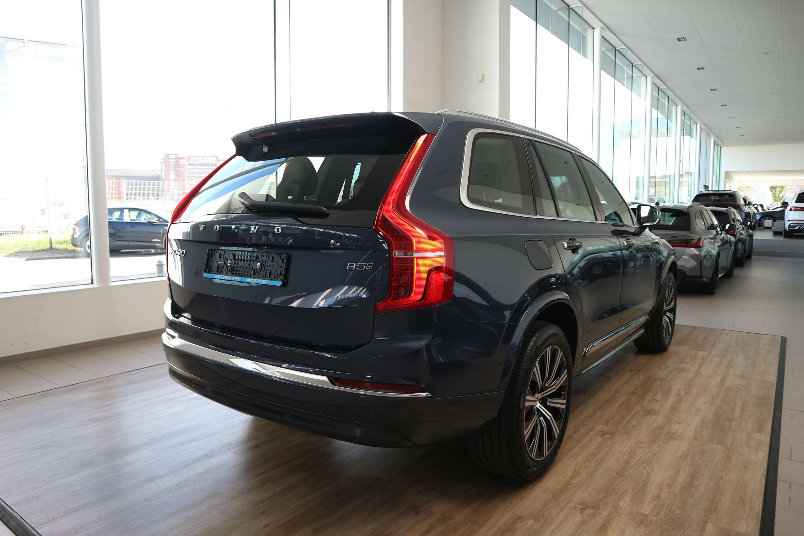 Volvo - XC90