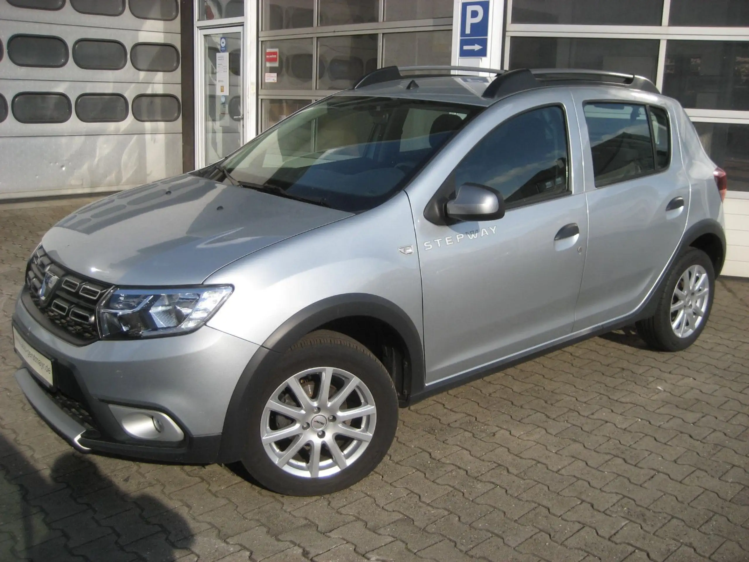 Dacia - Sandero