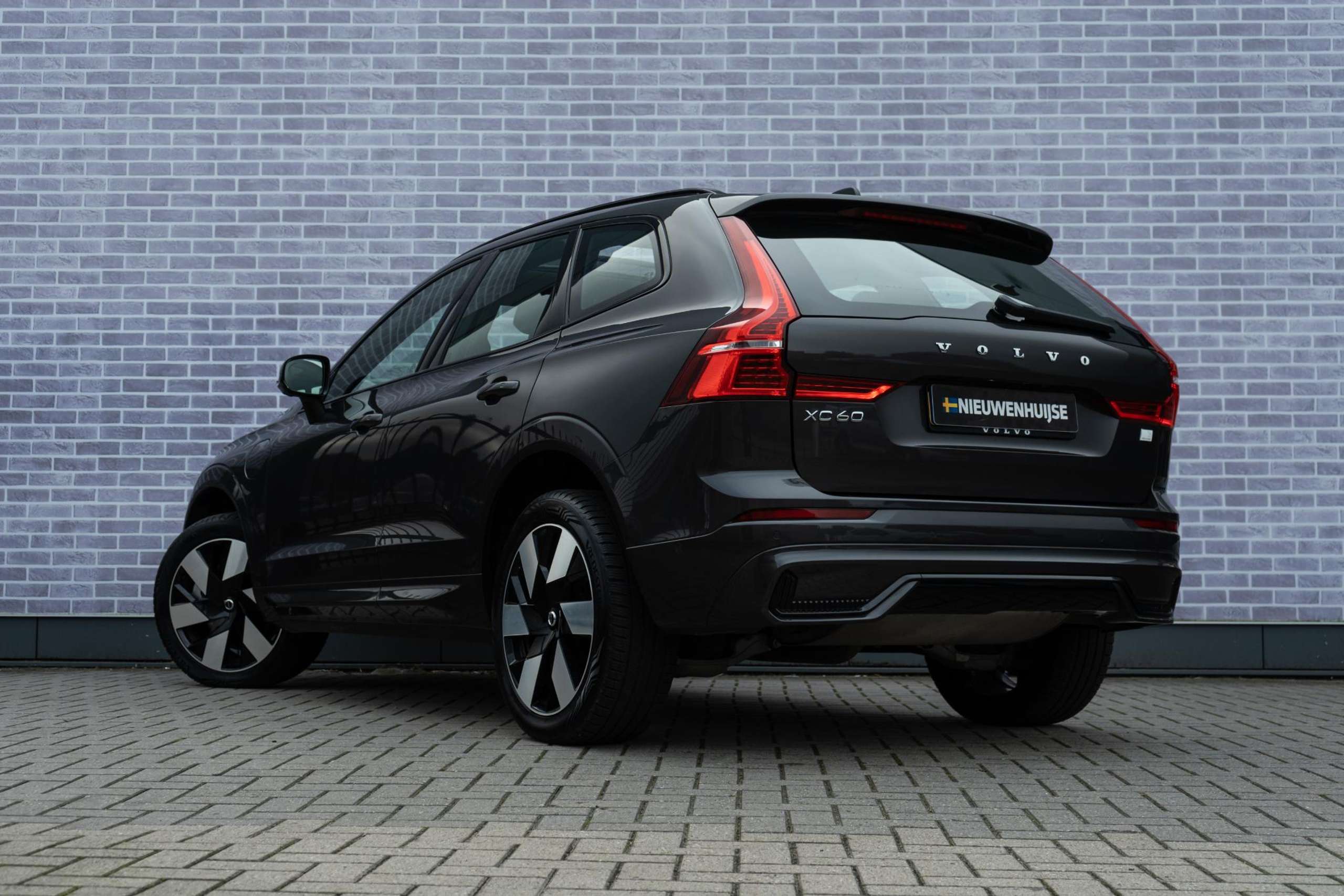 Volvo - XC60