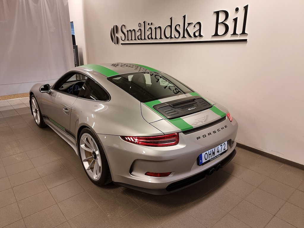 Porsche - 911