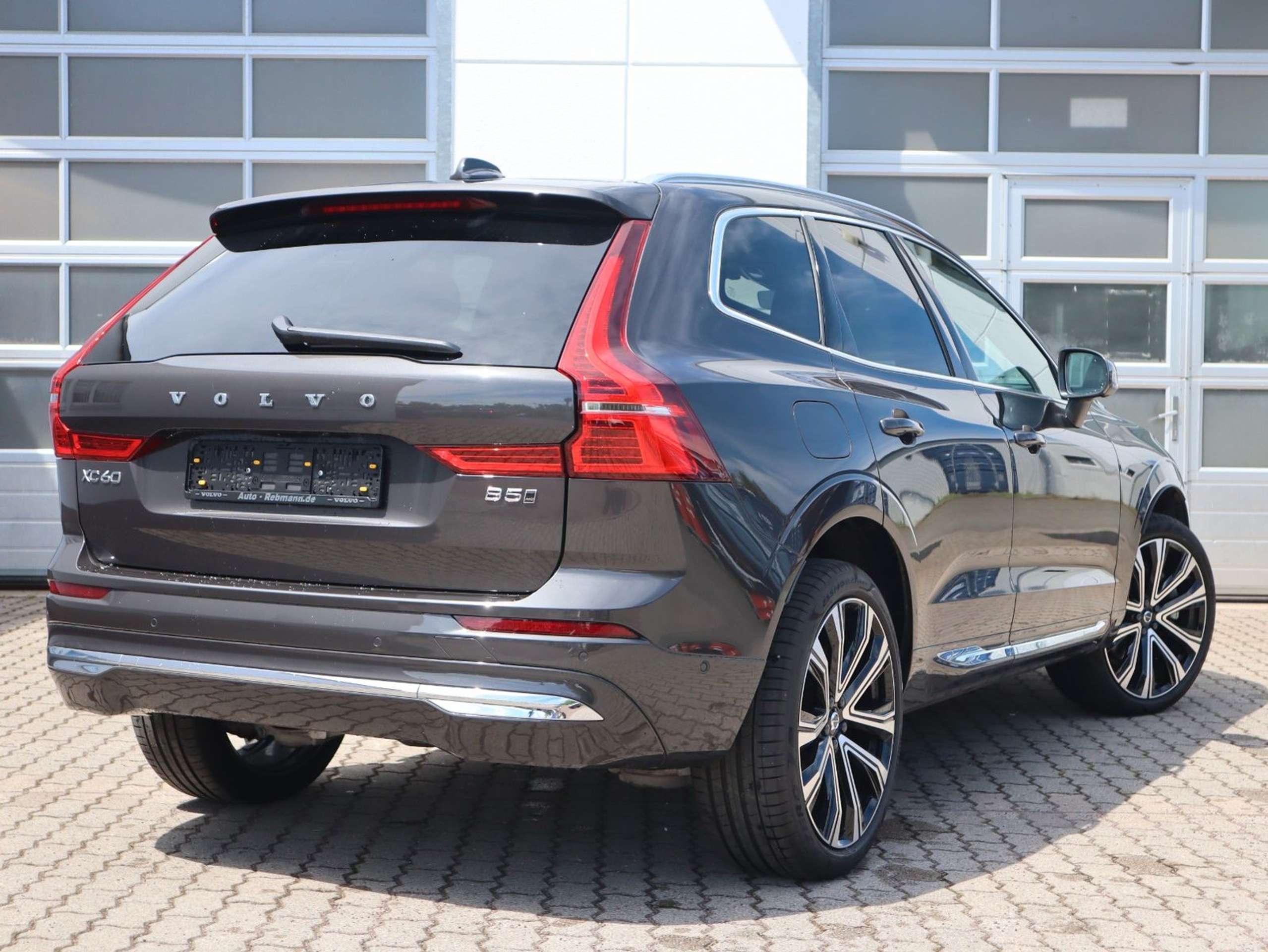 Volvo - XC60