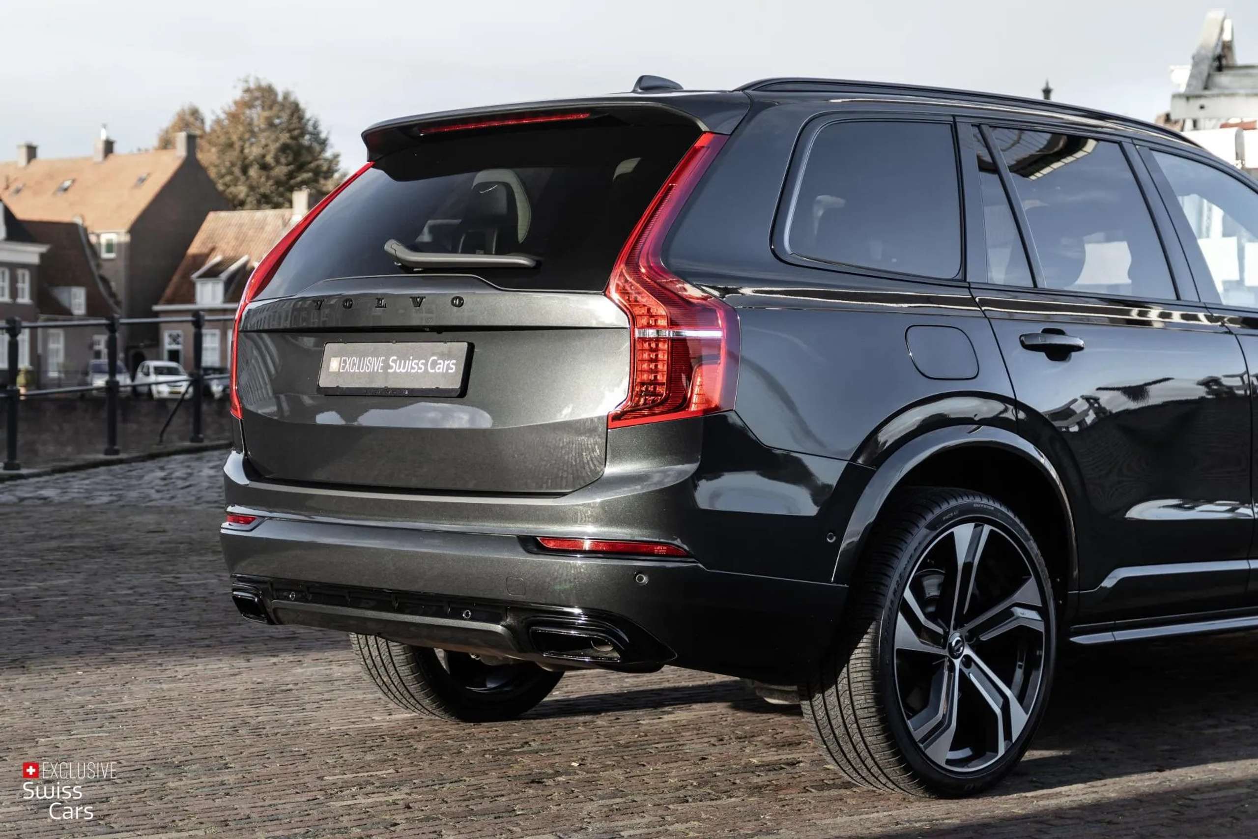 Volvo - XC90